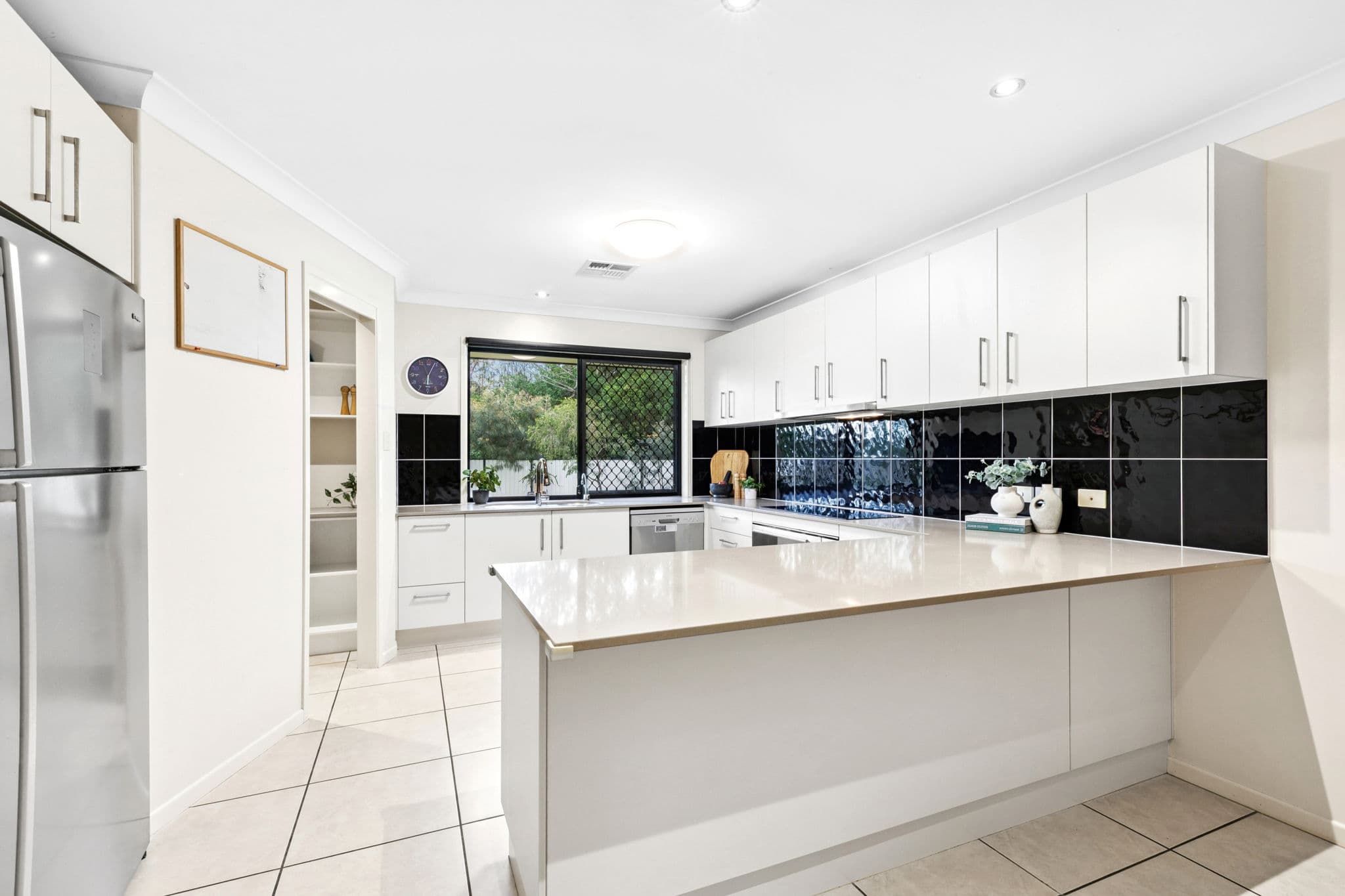 22 Lemon Grove, Caboolture — photo 1 of 6
