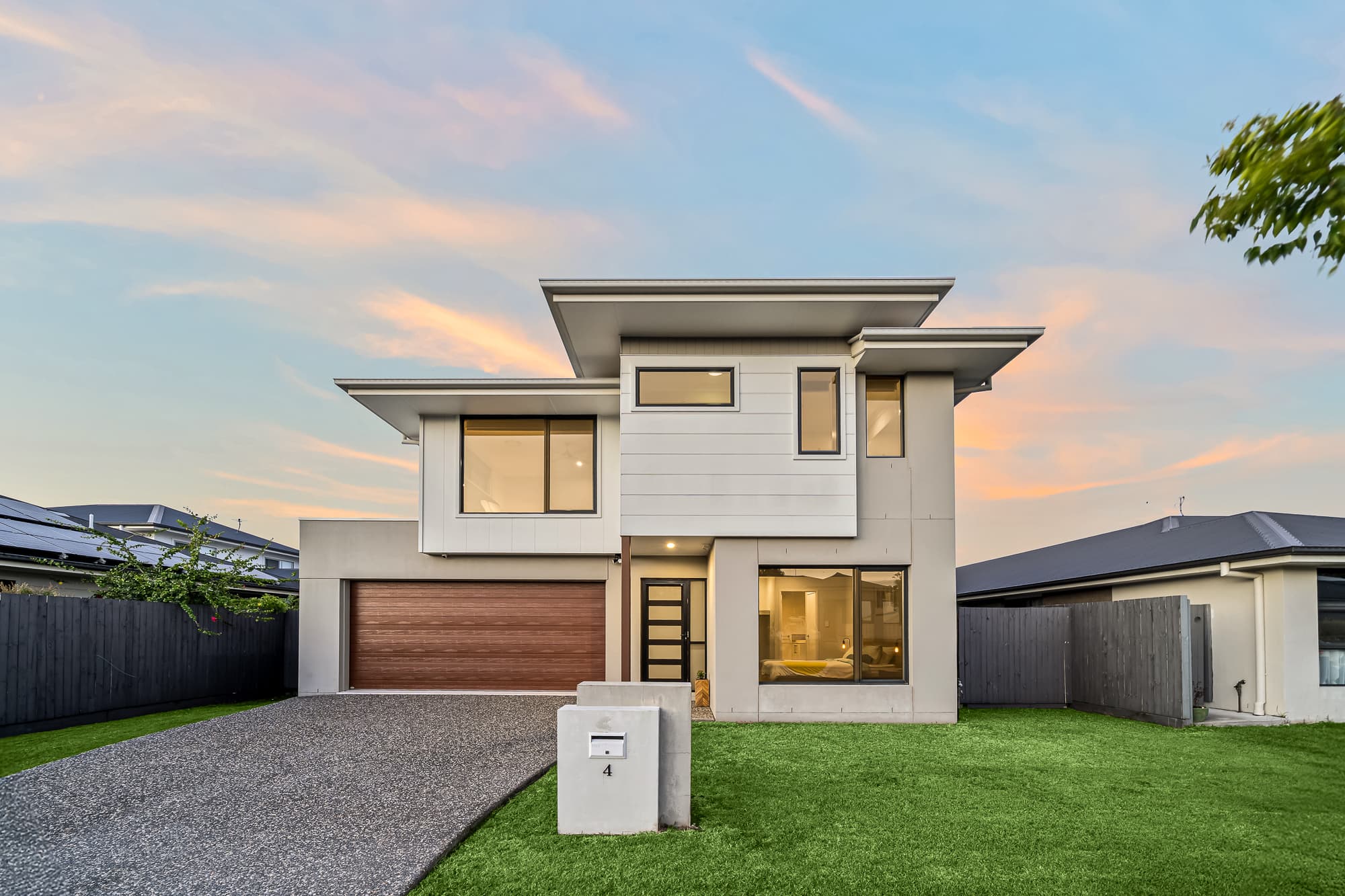 4 Tambor Crescent, Pallara, Pallara — photo 1 of 5
