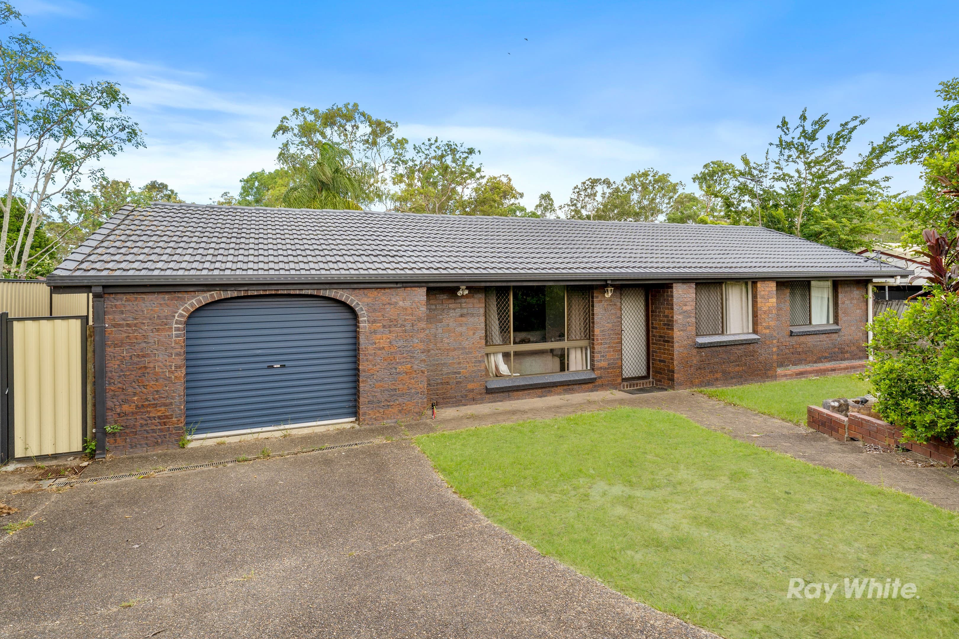 106 Vansittart Road, Regents Park, Regents Park — photo 1 of 5