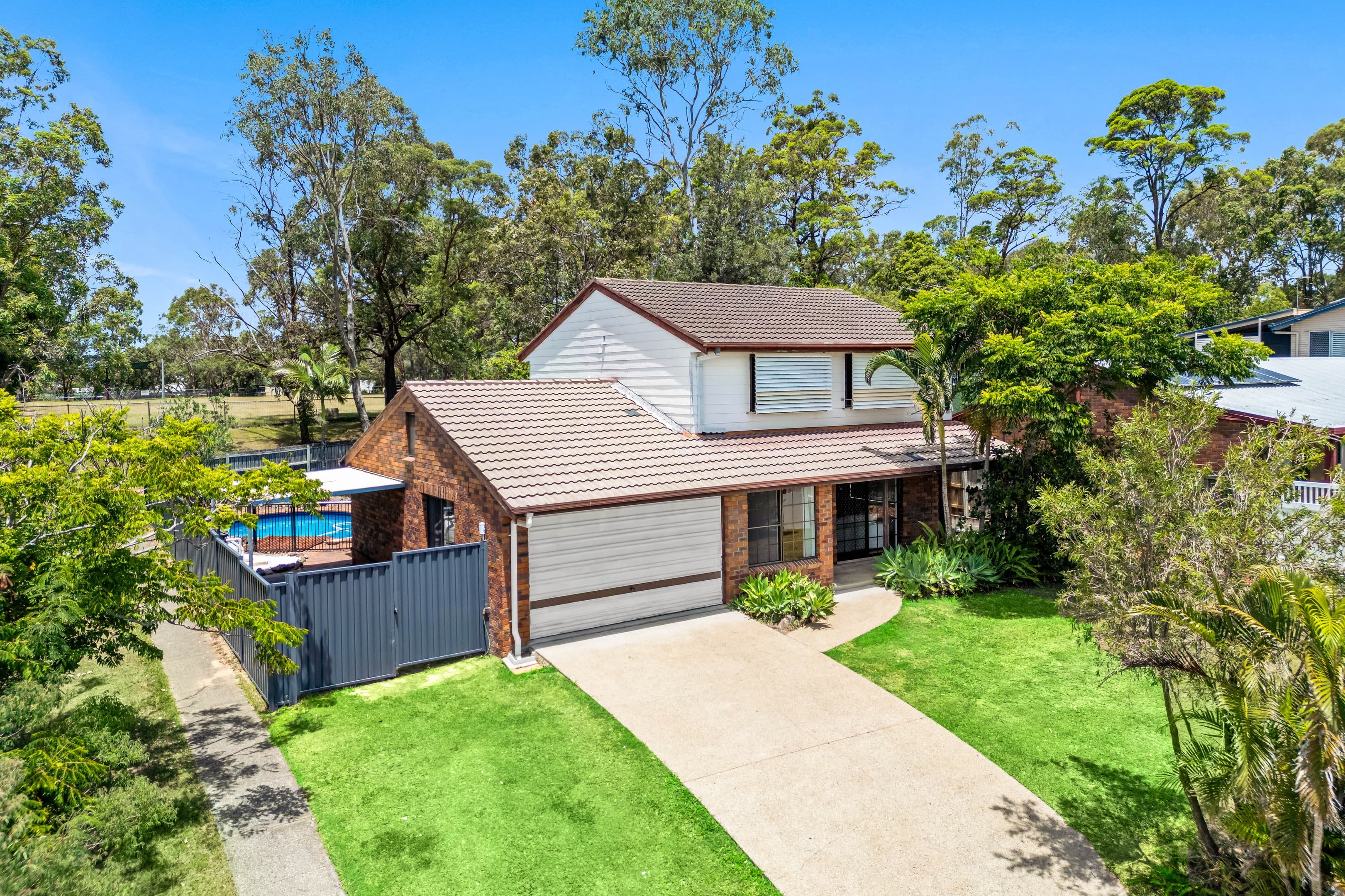 20 Condamine Street, Runcorn, Runcorn — photo 1 of 5