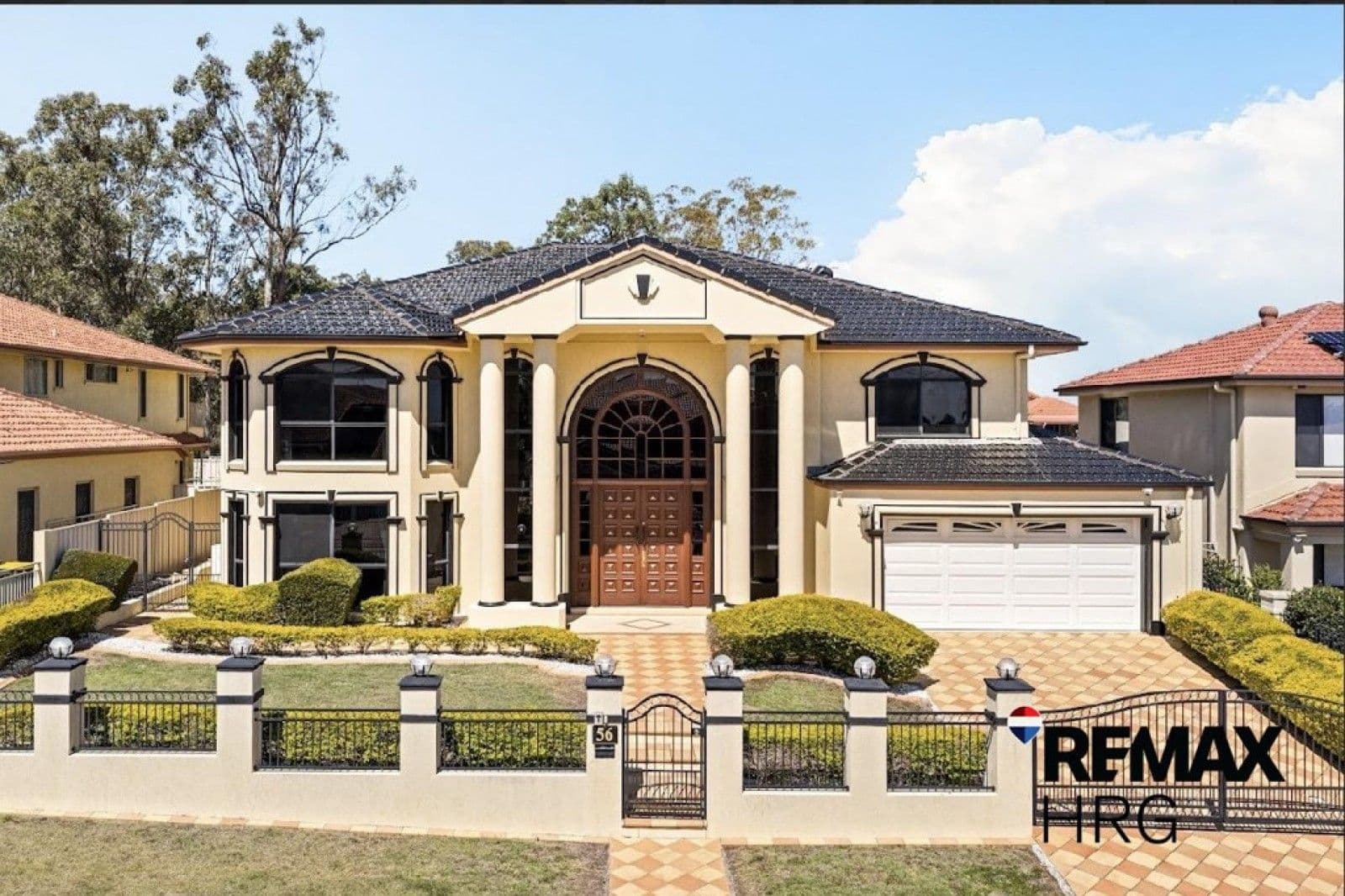 56 Poinciana Crescent, Stretton — photo 1 of 5