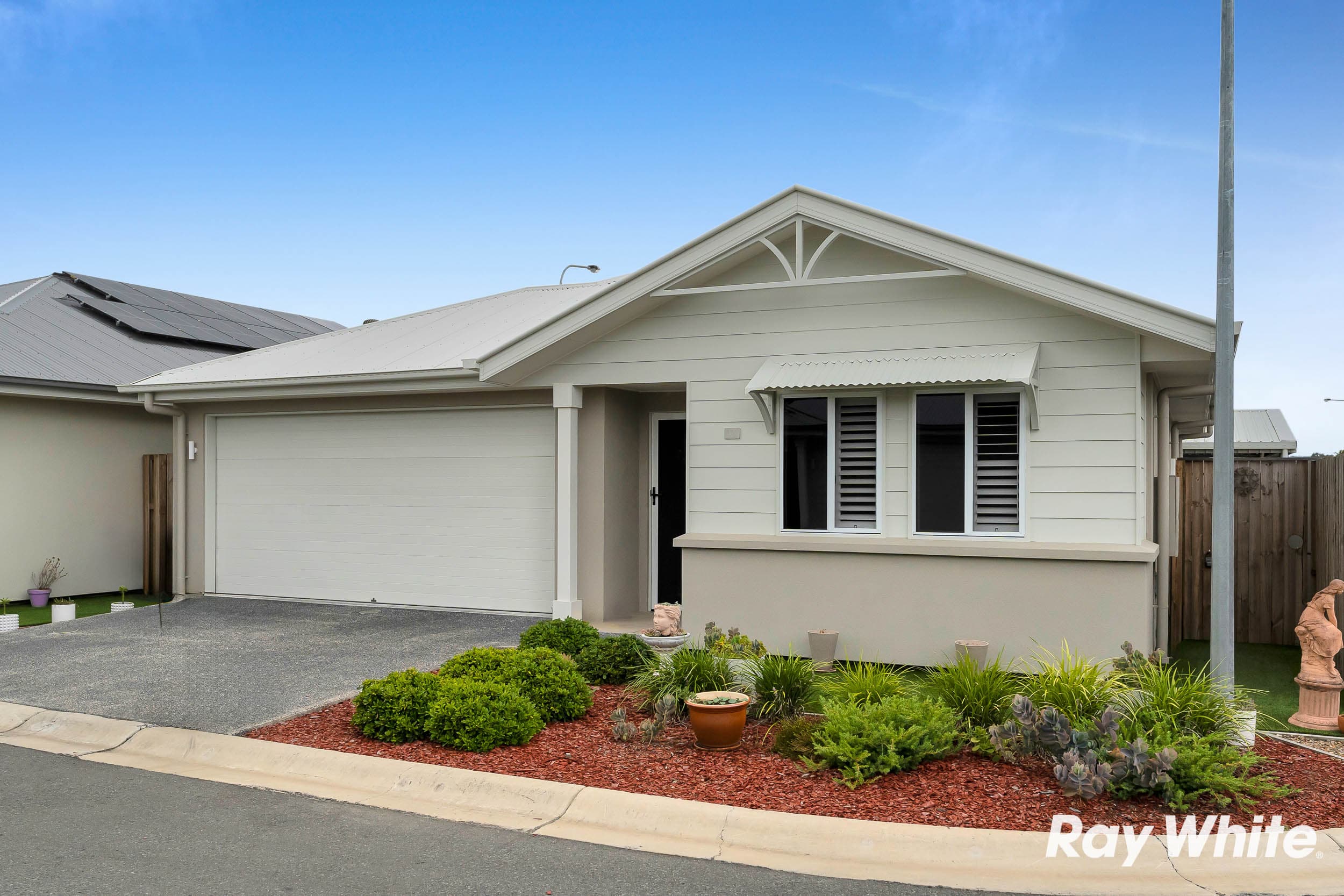 301/41 Radke Road, Bethania - Image 1