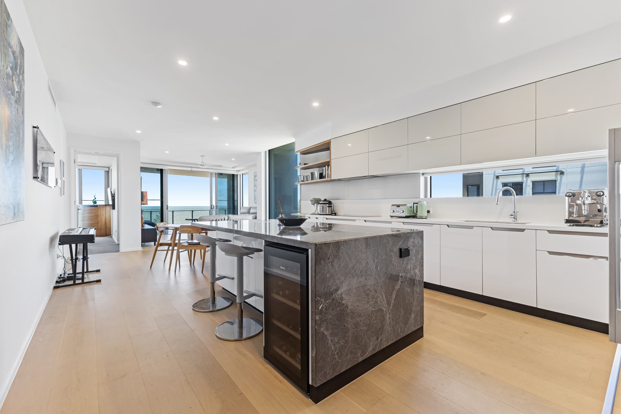 163/59 Marine Parade, Redcliffe, Redcliffe — photo 1 of 5