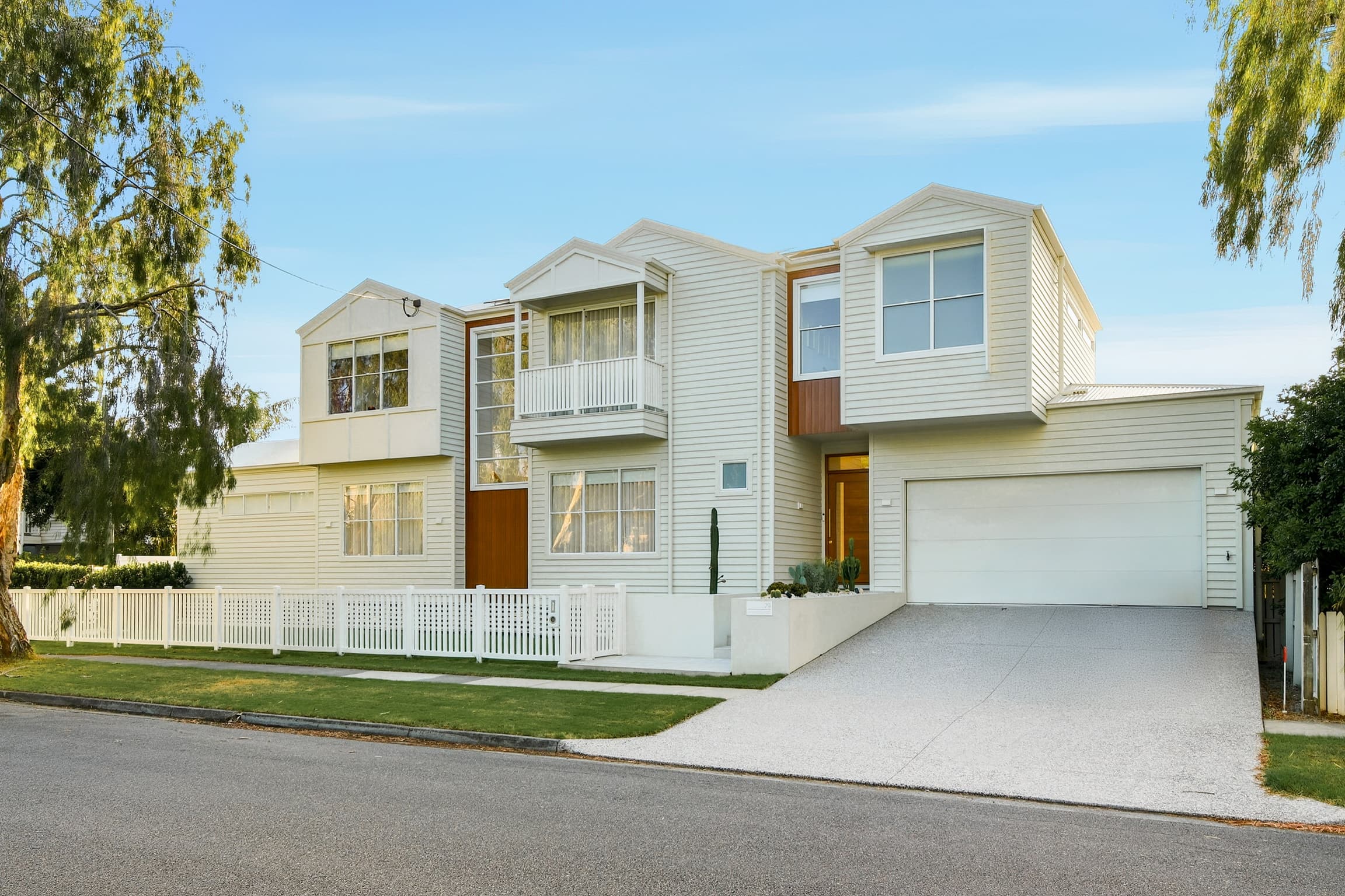 79 Jamieson Street, Bulimba, Bulimba — photo 1 of 5