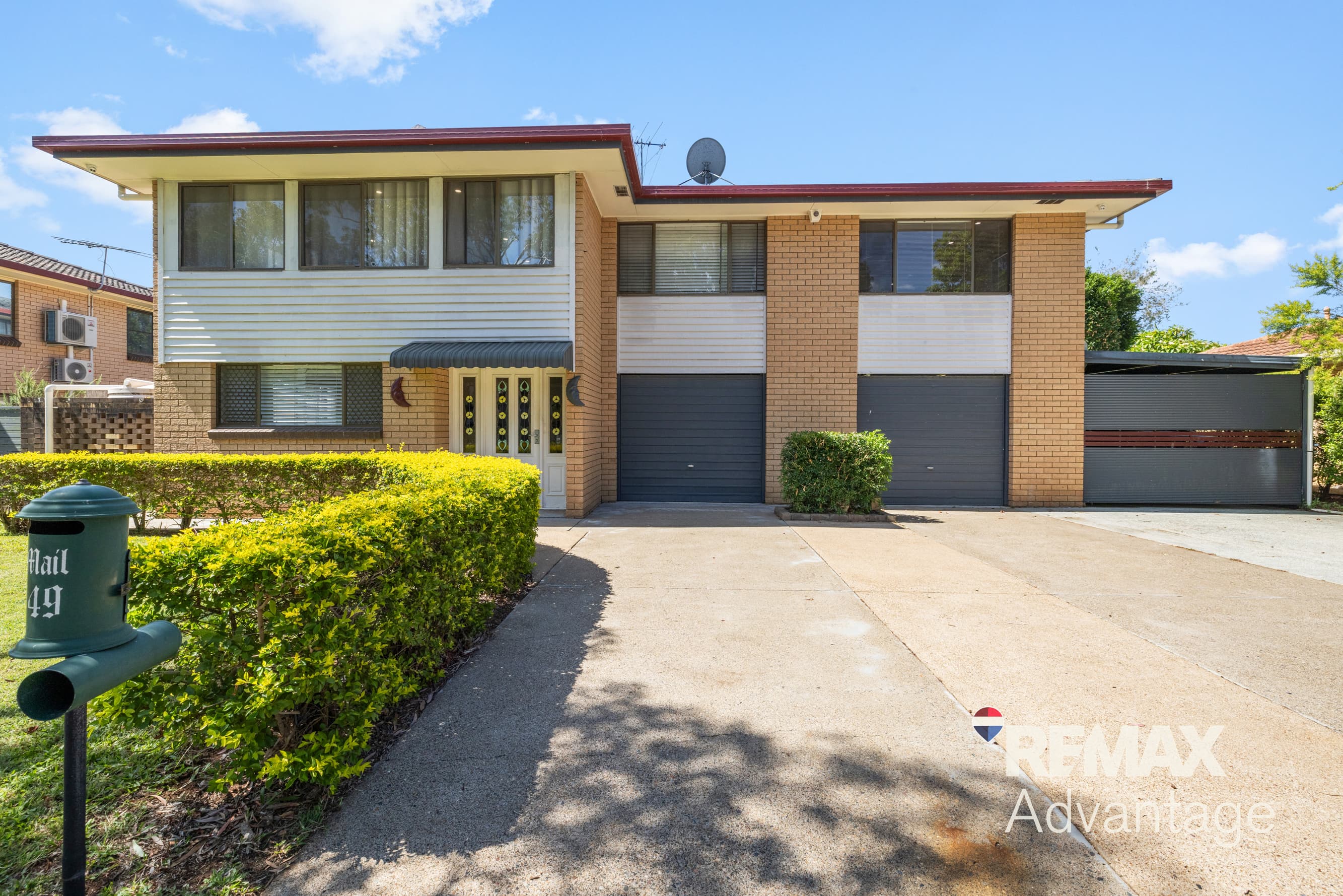 49 Barramundi Street, Manly West, Manly West — photo 1 of 5