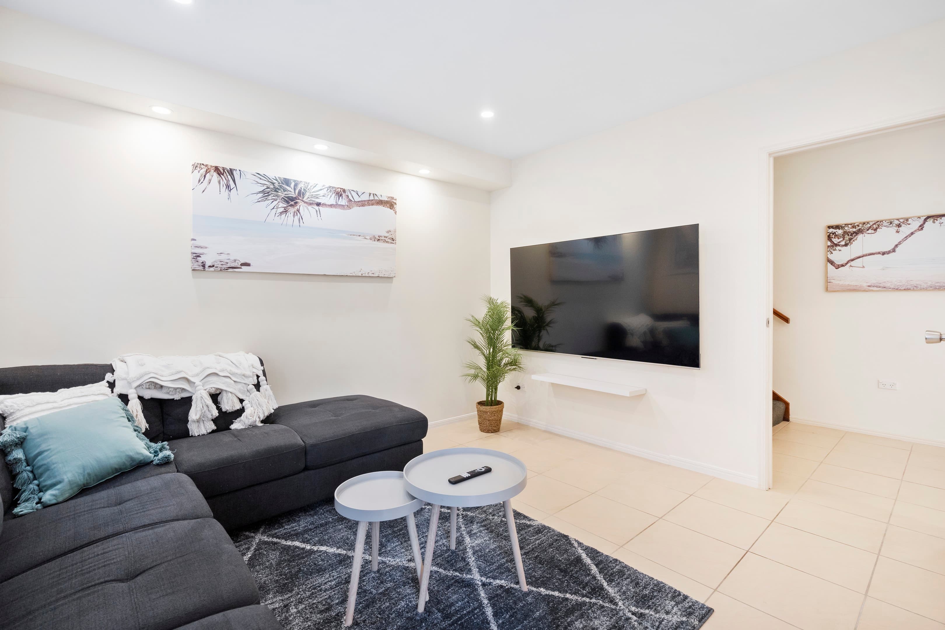 5/17 Stanhill Drive, Surfers Paradise, Surfers Paradise — photo 1 of 5