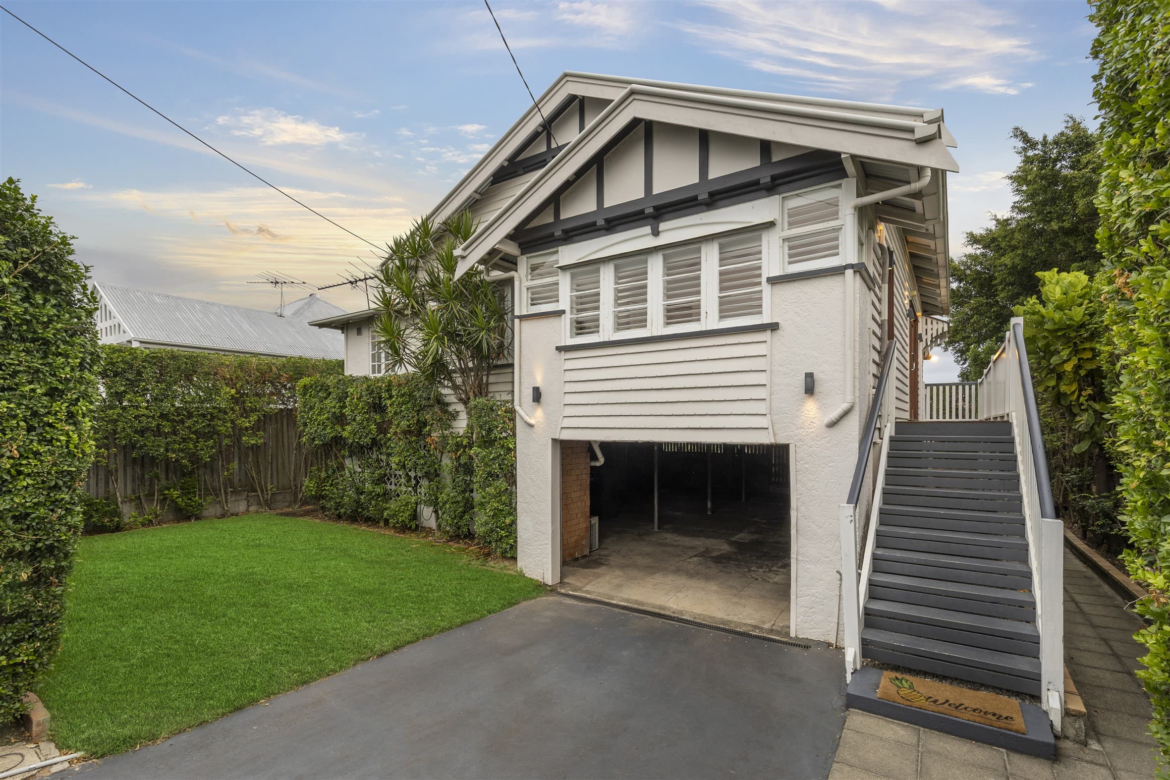 92 Adelaide Street, Clayfield, Clayfield — photo 1 of 5