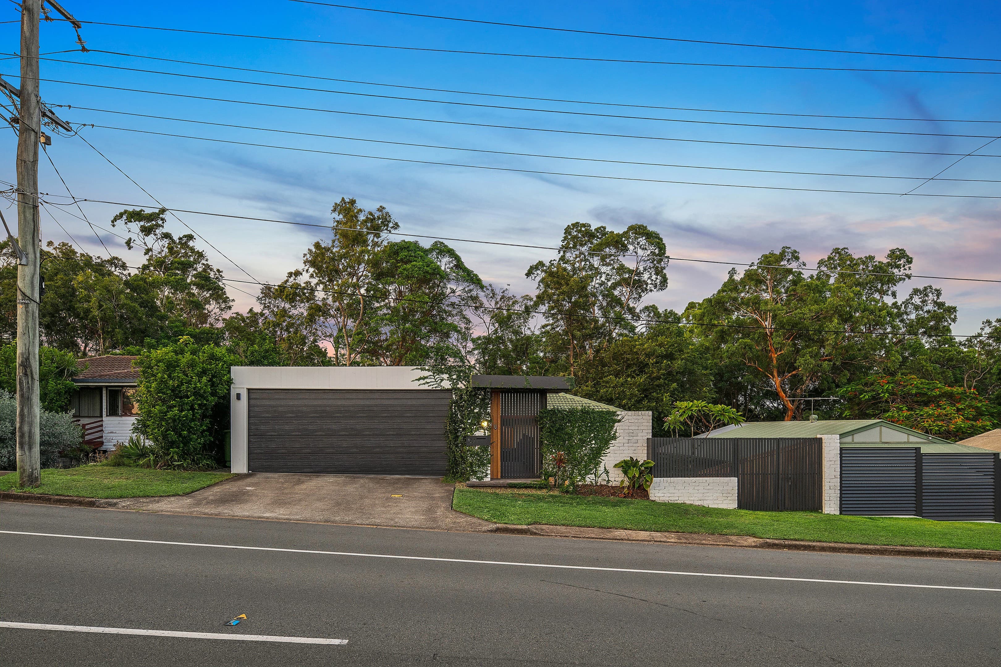 122 Plucks Road, Arana Hills, Arana Hills — photo 1 of 5