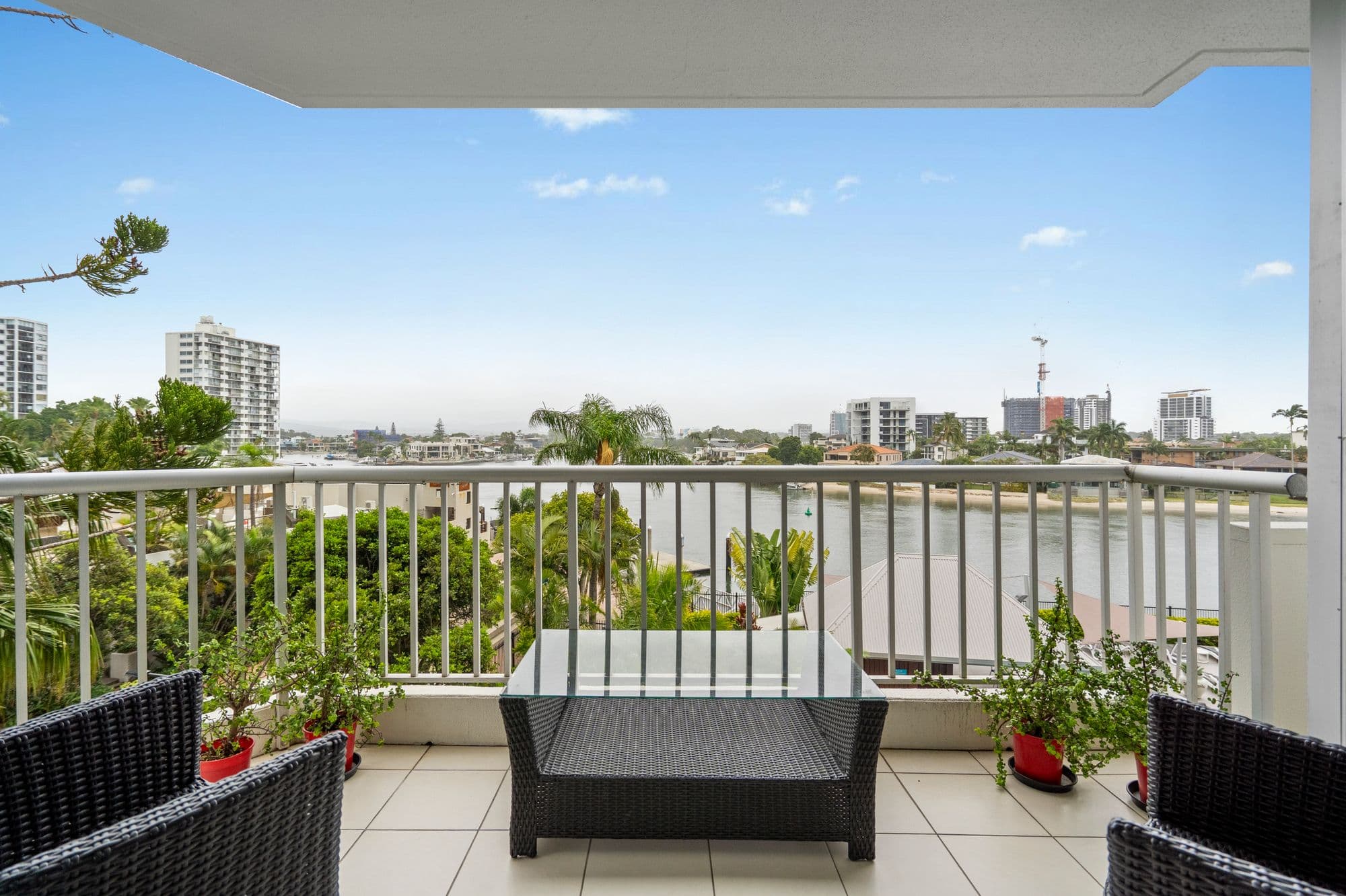 17/63 Cavill Avenue, Surfers Paradise, Surfers Paradise — photo 1 of 5