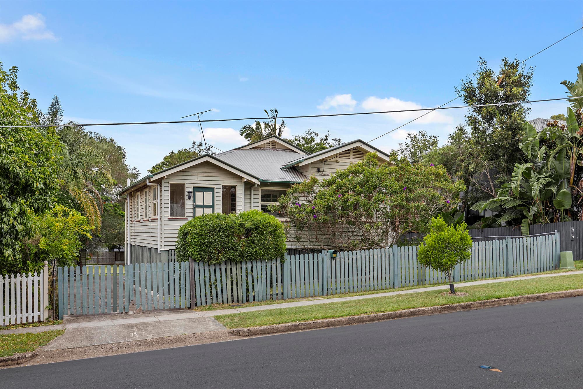 89 Lade Street, Gaythorne, Gaythorne — photo 1 of 5