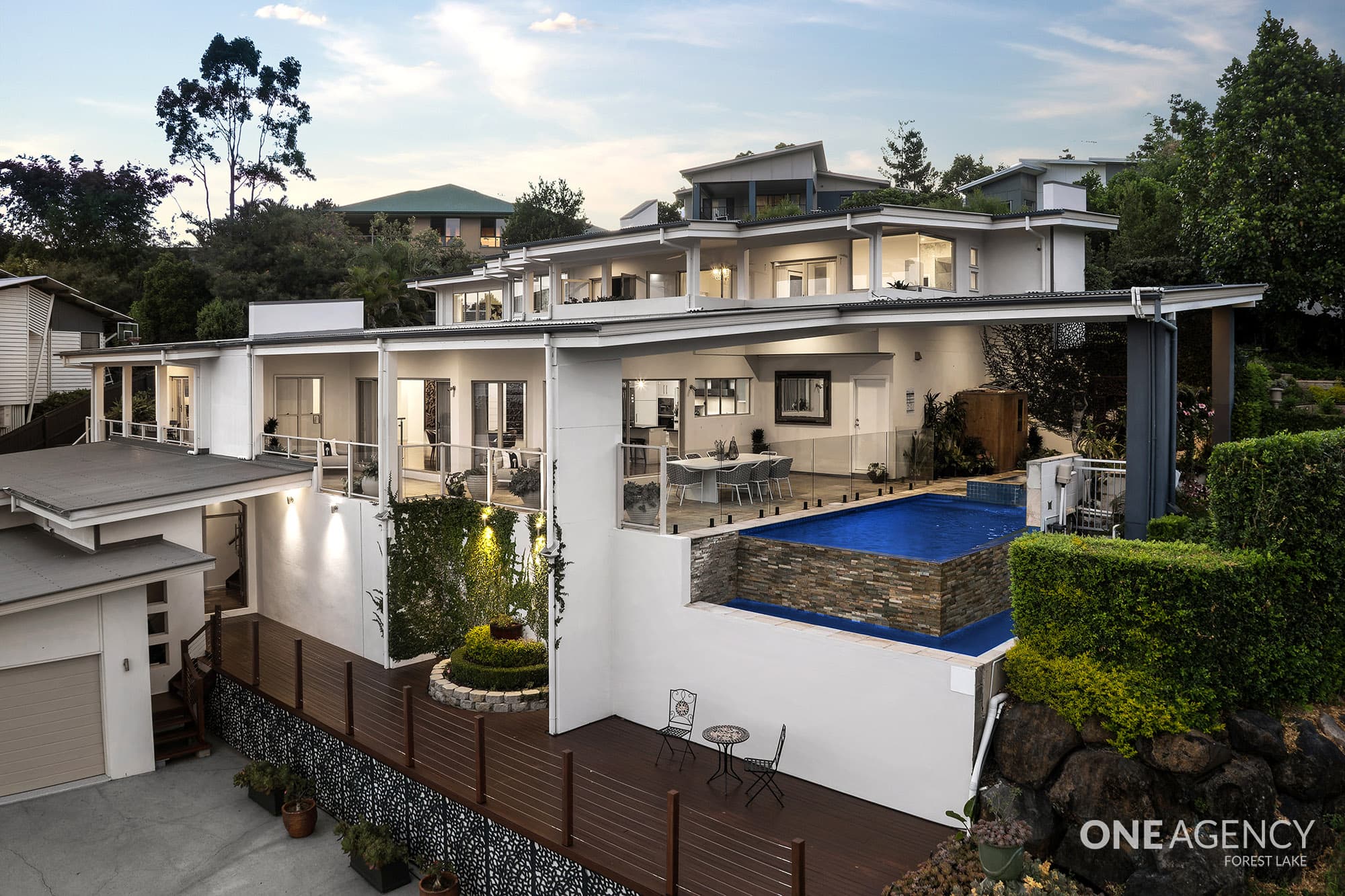 14 Seanna Place, Brookwater — photo 1 of 5