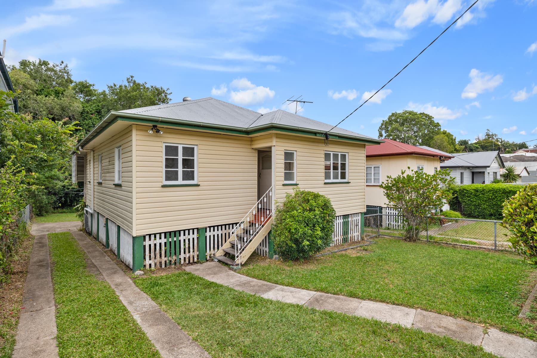 97 Lindwall Street, Upper Mount Gravatt, Upper Mount Gravatt — photo 1 of 5