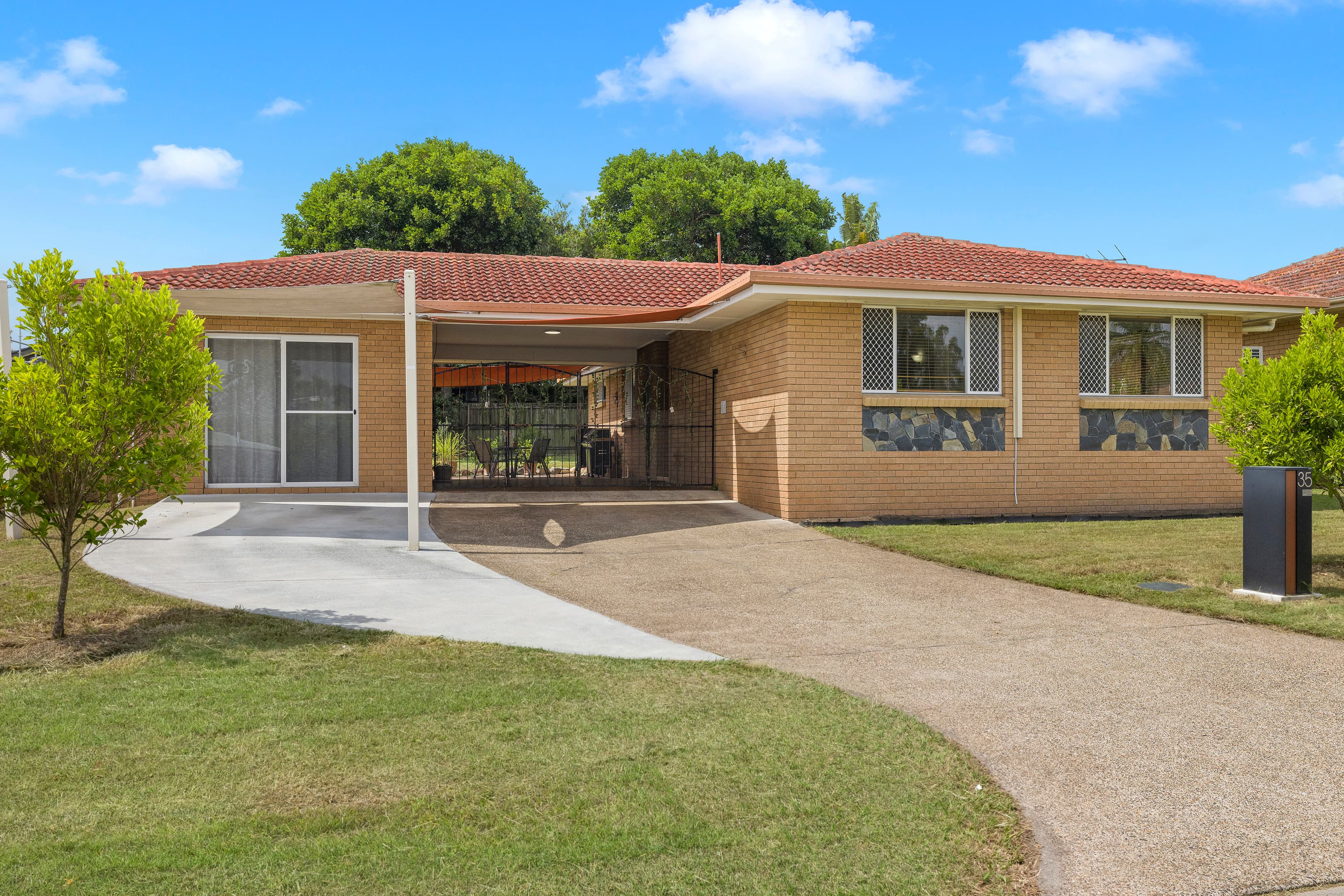 35 Quintinia Street, Algester, Algester — photo 1 of 5