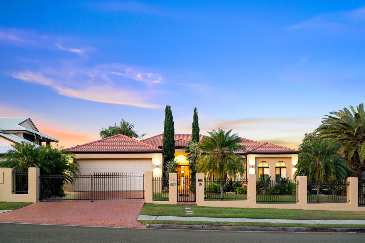 24 Lancewood Drive, Albany Creek, Albany Creek — photo 1 of 5