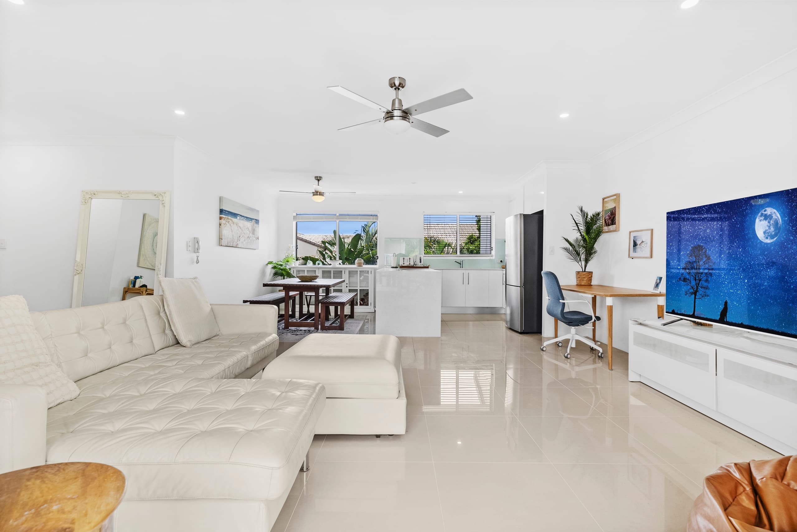 342/15 Burleigh Street, Burleigh Heads, Burleigh Heads — photo 1 of 5