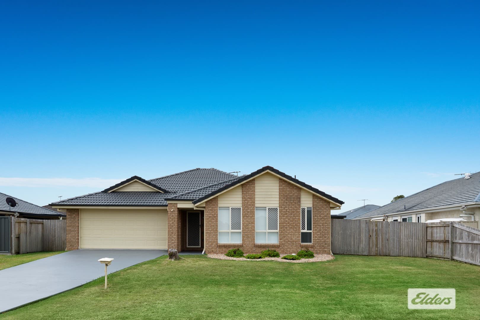 29 Lakeland Court, Loganholme, Loganholme — photo 1 of 5