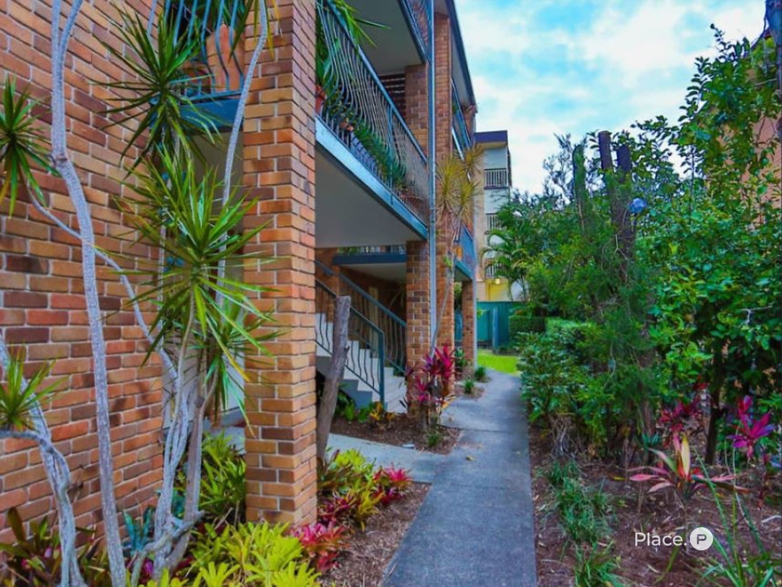 6/63 Wellington Street, Coorparoo, Coorparoo — photo 1 of 5