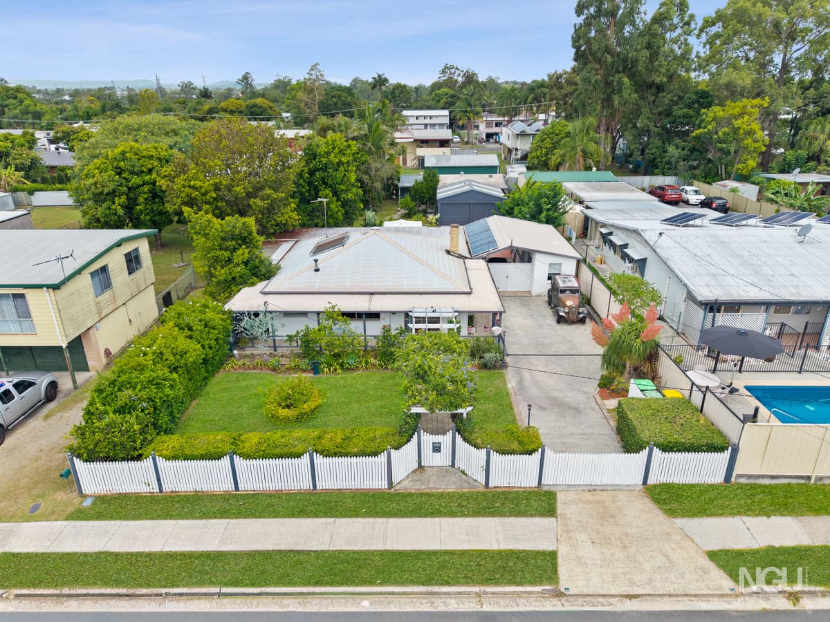 12 Galahad Street, Marsden, Marsden — photo 1 of 5