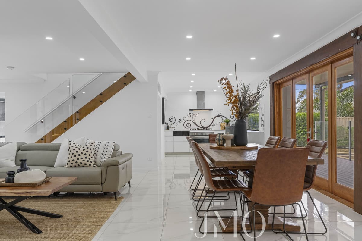 15 Edwards Place, Ormeau — photo 1 of 5