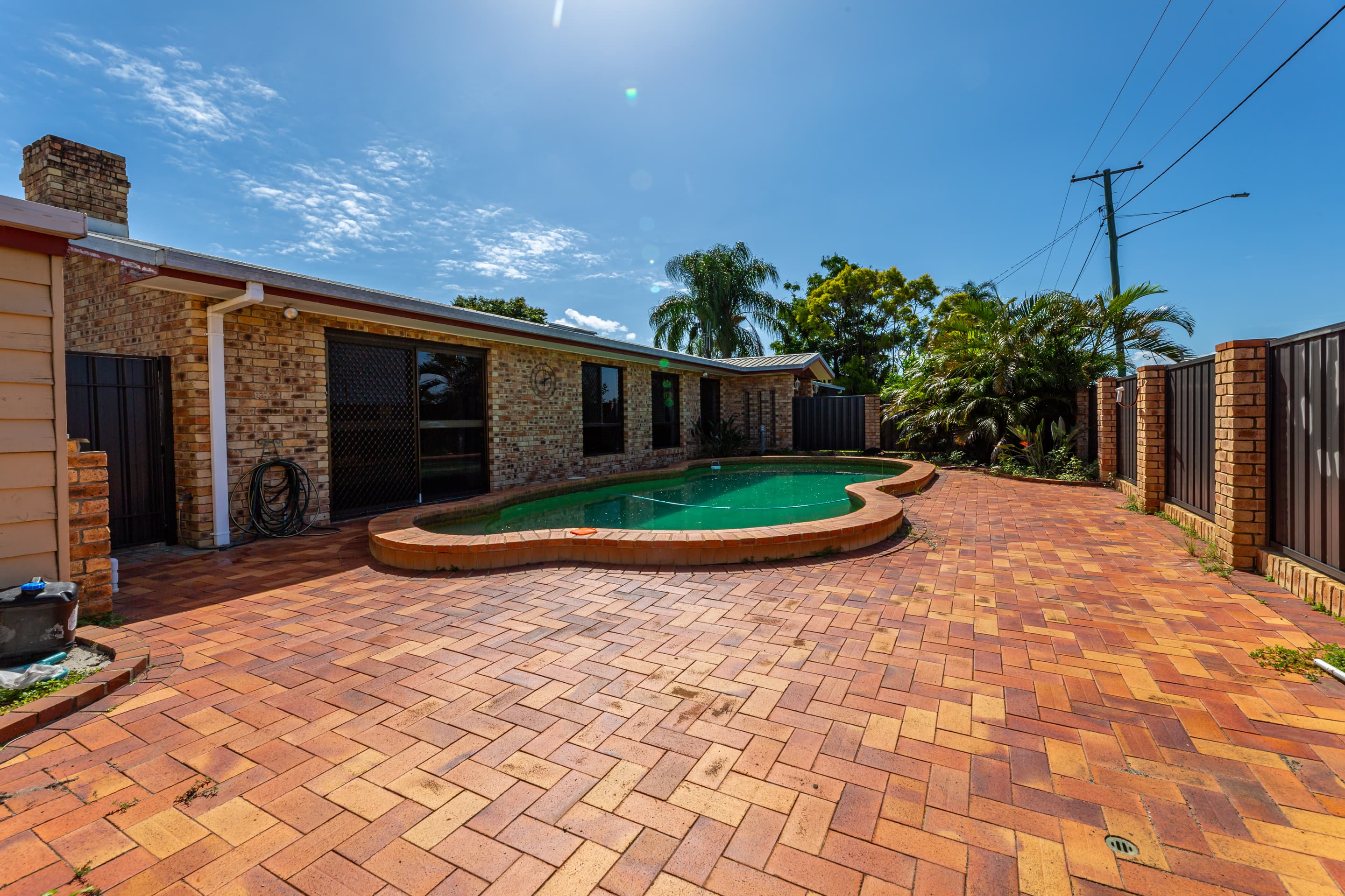 89 Elliott Heads Road, Kepnock, Kepnock — photo 1 of 5