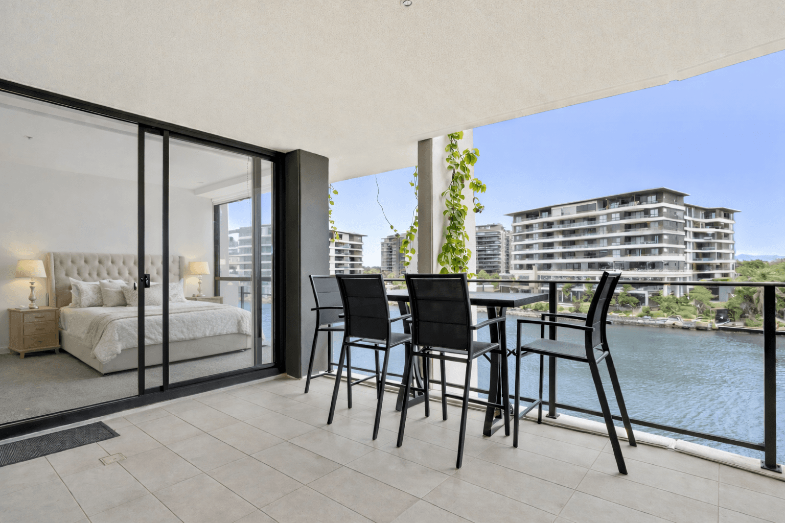 1306/10 Sickle Avenue, Hope Island - Image 1