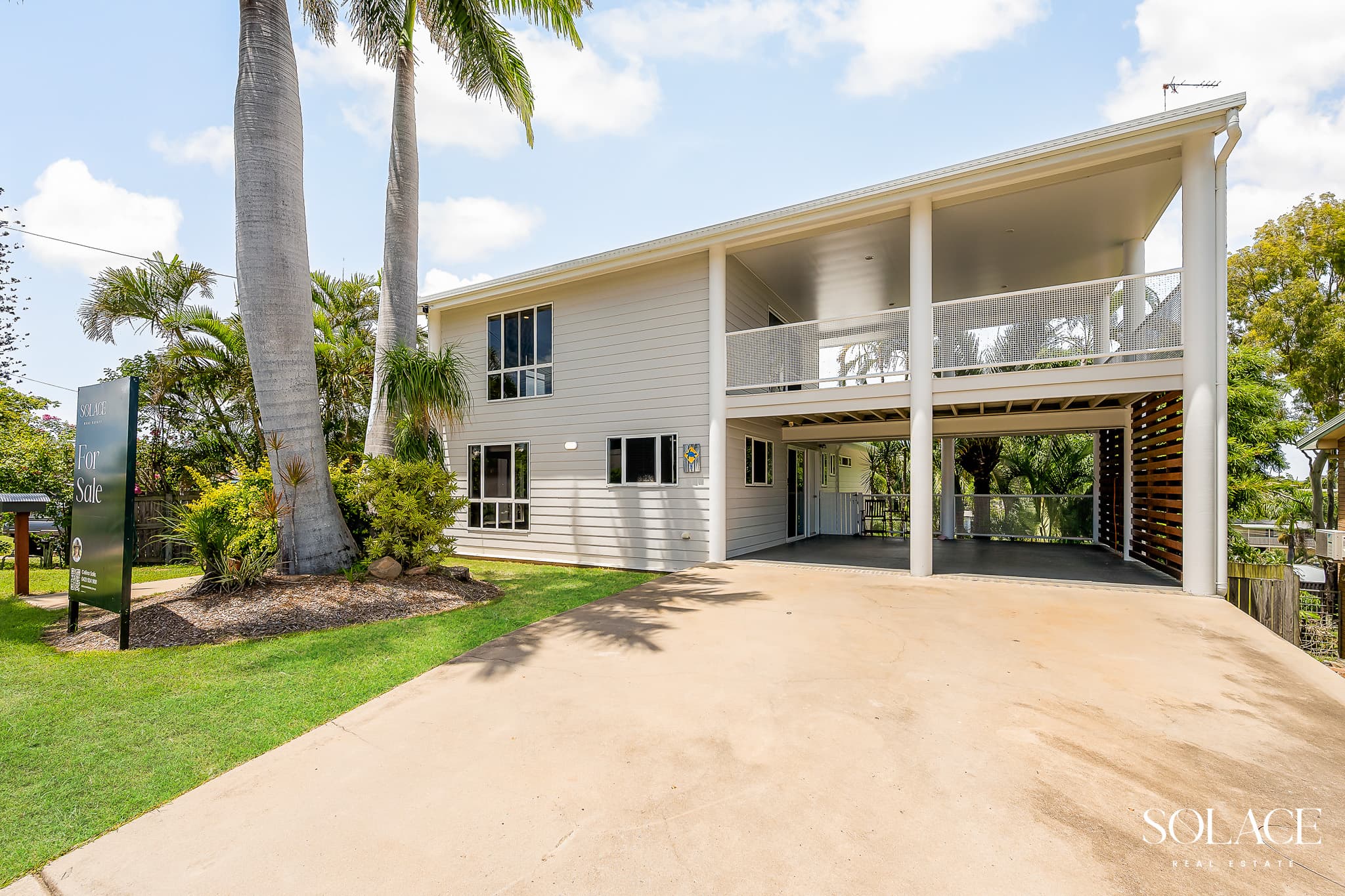 7 Wedge Street, Tannum Sands — photo 1 of 5