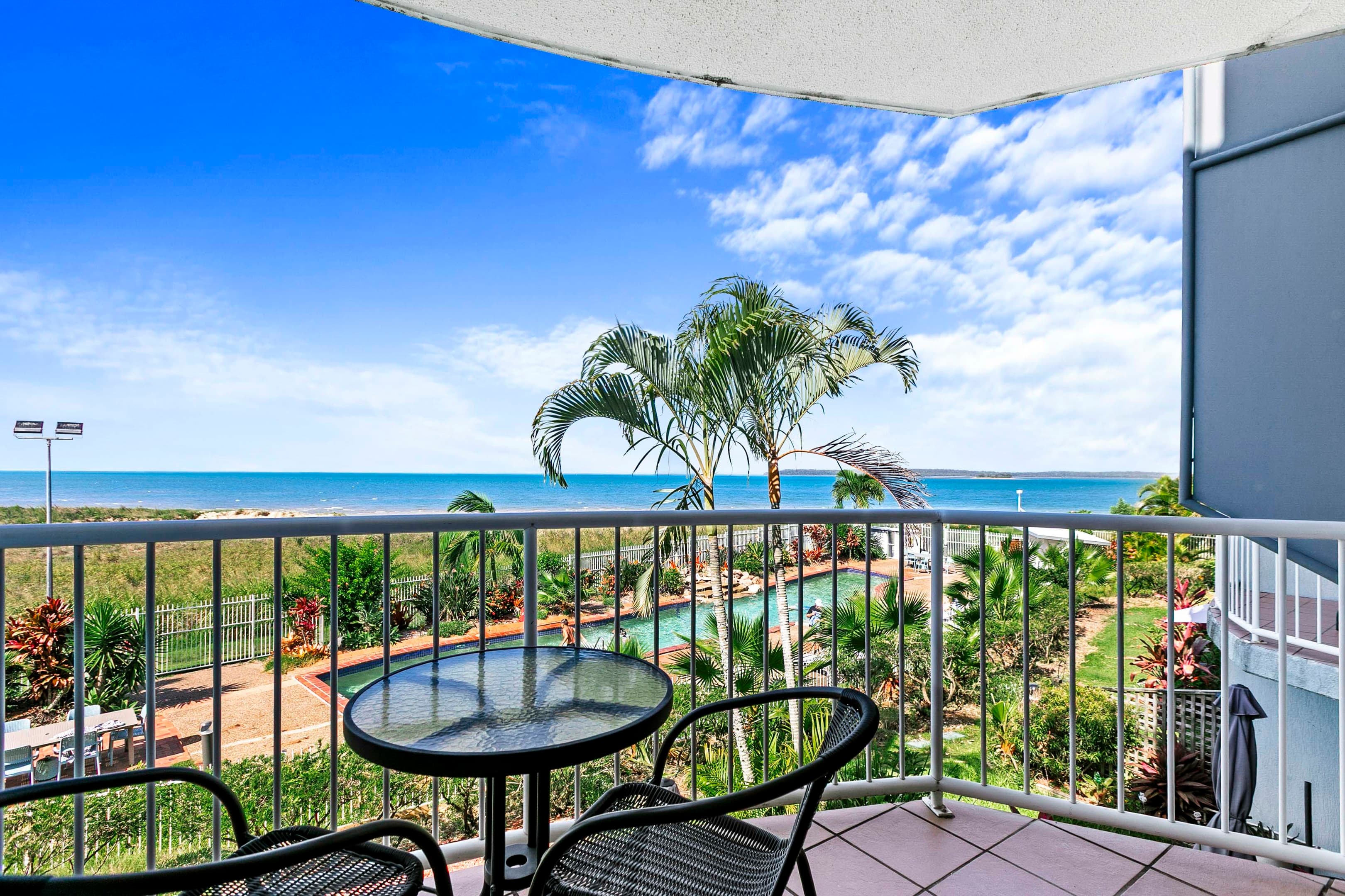 166/17 Buccaneer Drive, Urangan — photo 1 of 5