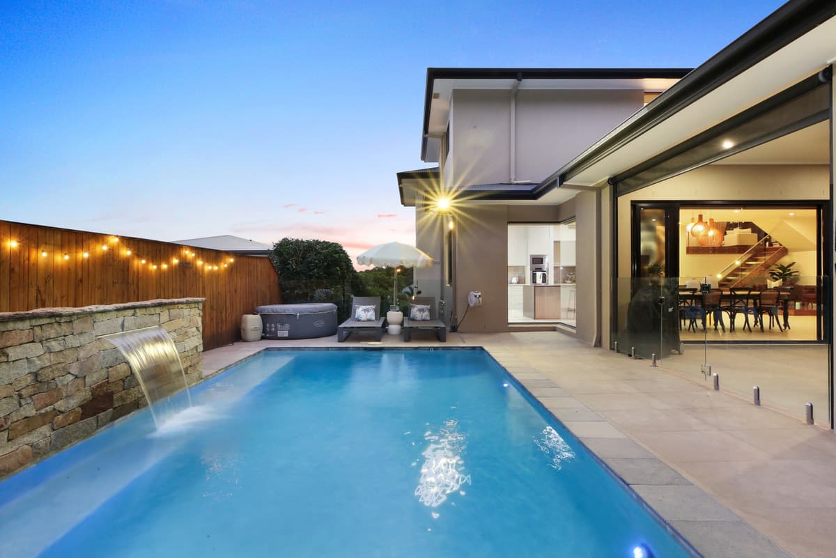 101 Barden Ridge Road, Reedy Creek - Image 1