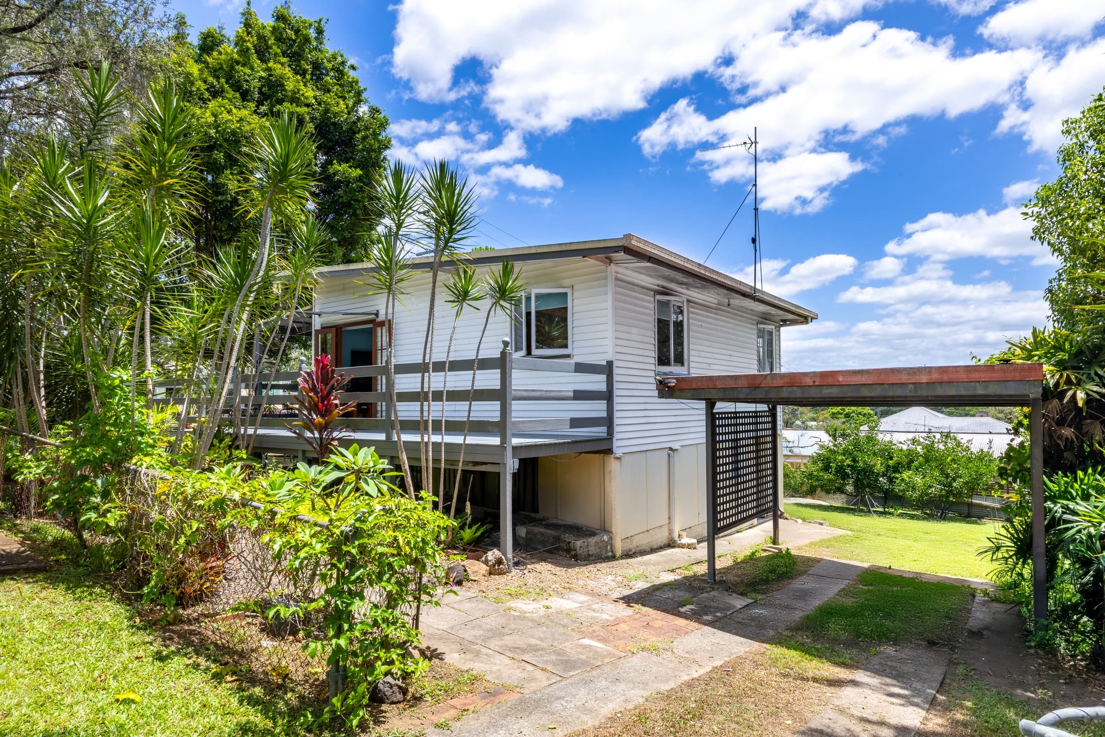 39 Park Rd, Nambour — photo 1 of 5