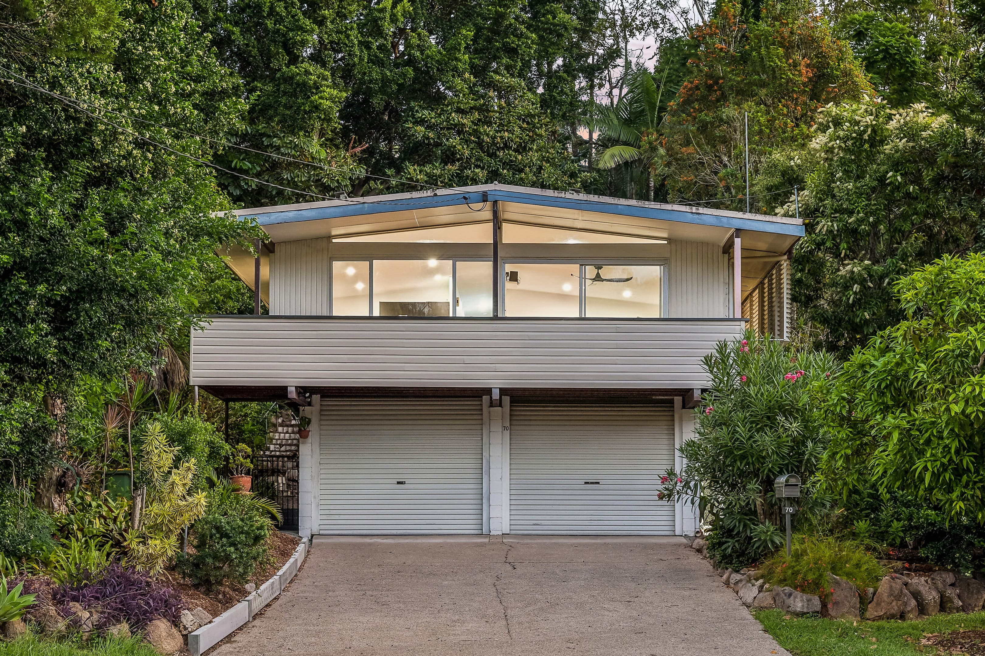 70 Tarnook Drive, Ferny Hills, Ferny Hills — photo 1 of 5