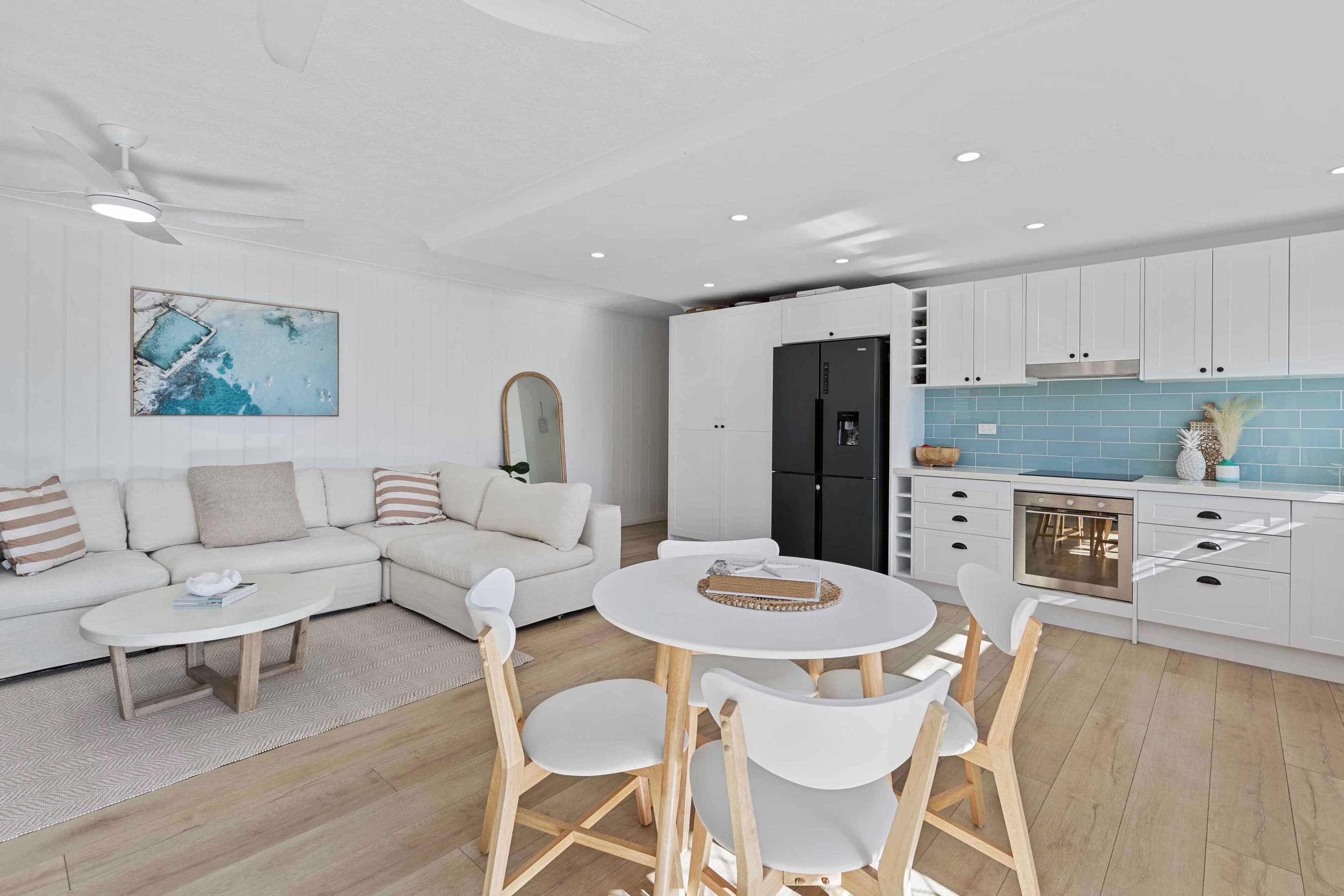 1/2311 Gold Coast Highway, Mermaid Beach - Image 1