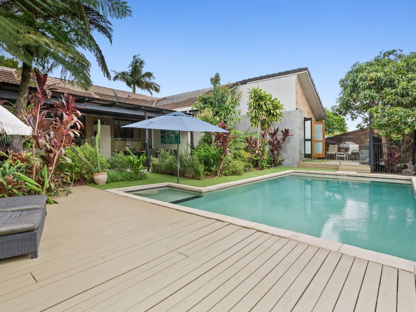 30 Milky Way, Mudgeeraba — photo 1 of 5
