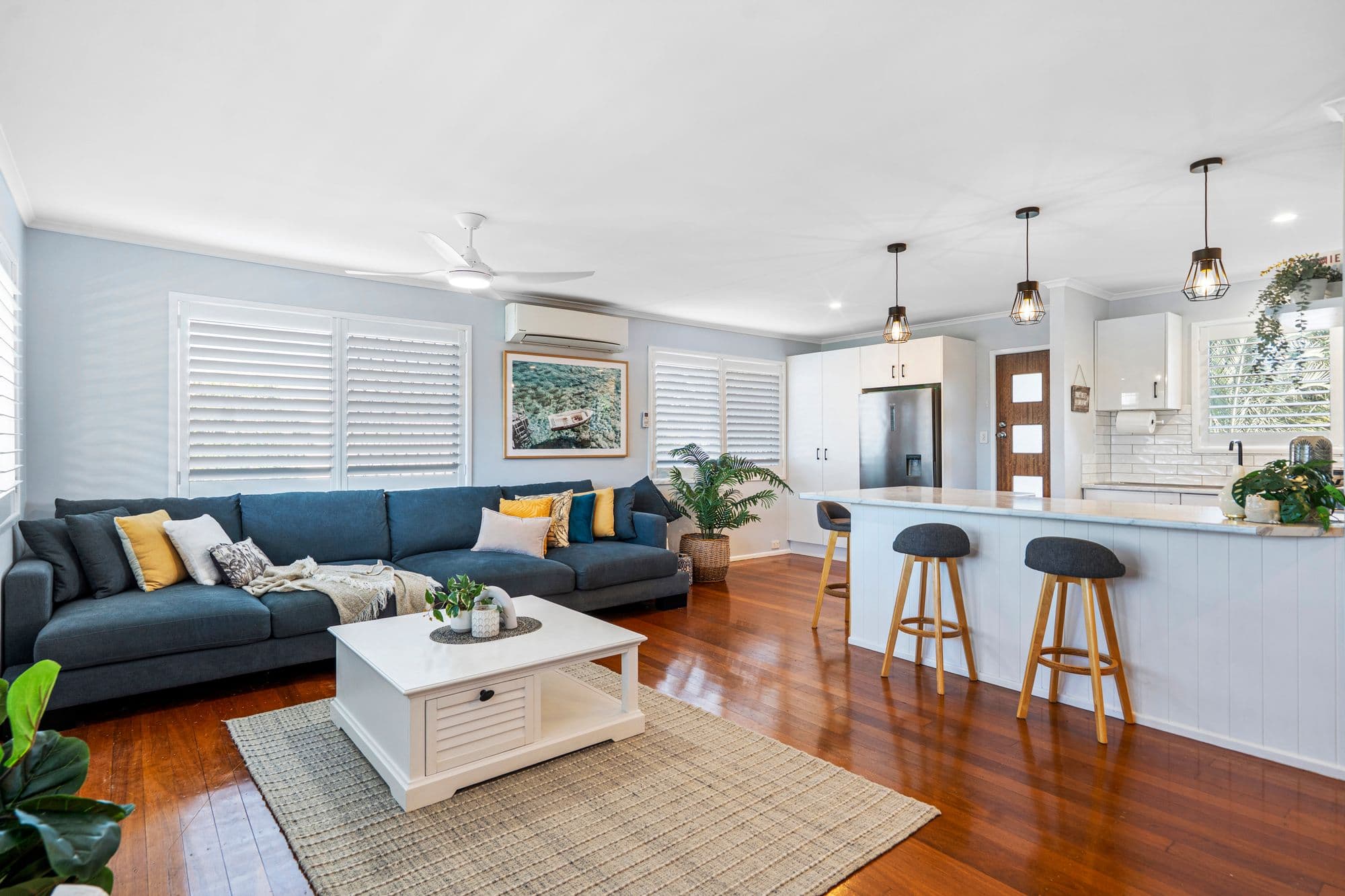 1 Juanita Street, Birkdale, Birkdale — photo 1 of 5