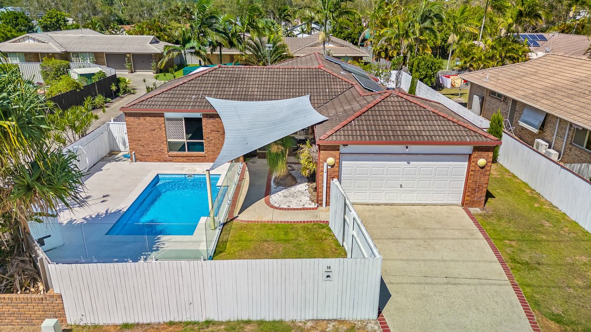 18 Creekside Boulevard, Currimundi, Currimundi — photo 1 of 5