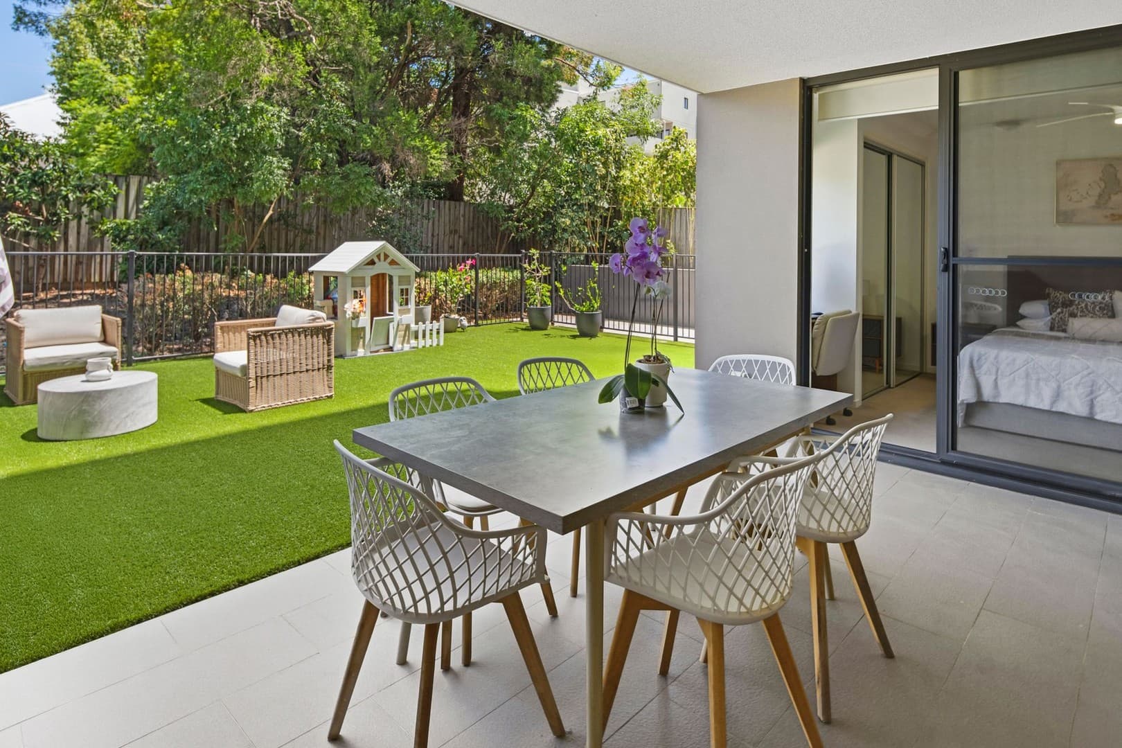 4/17 Lumley Street, Upper Mount Gravatt, Upper Mount Gravatt — photo 1 of 5