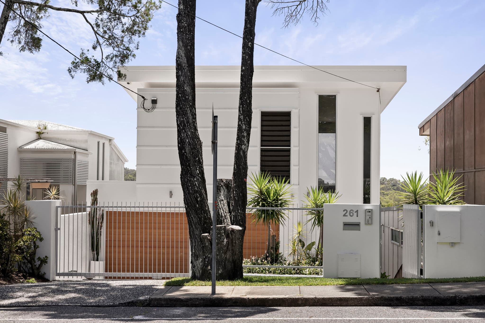 261 Stanley Terrace, Taringa, Taringa — photo 1 of 5