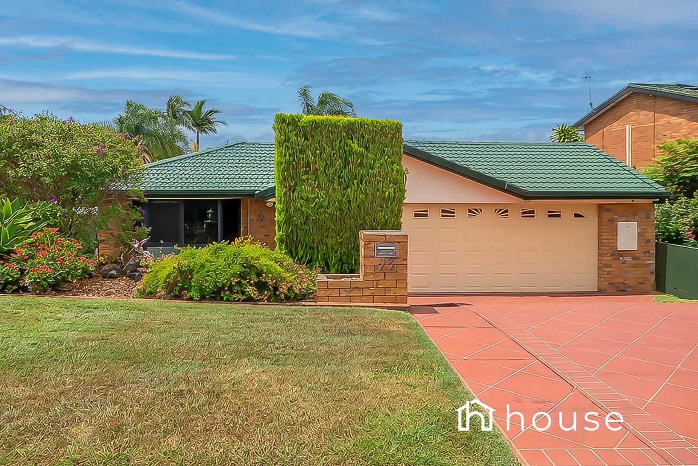 72 Belinda Crescent, Springwood, Springwood — photo 1 of 5