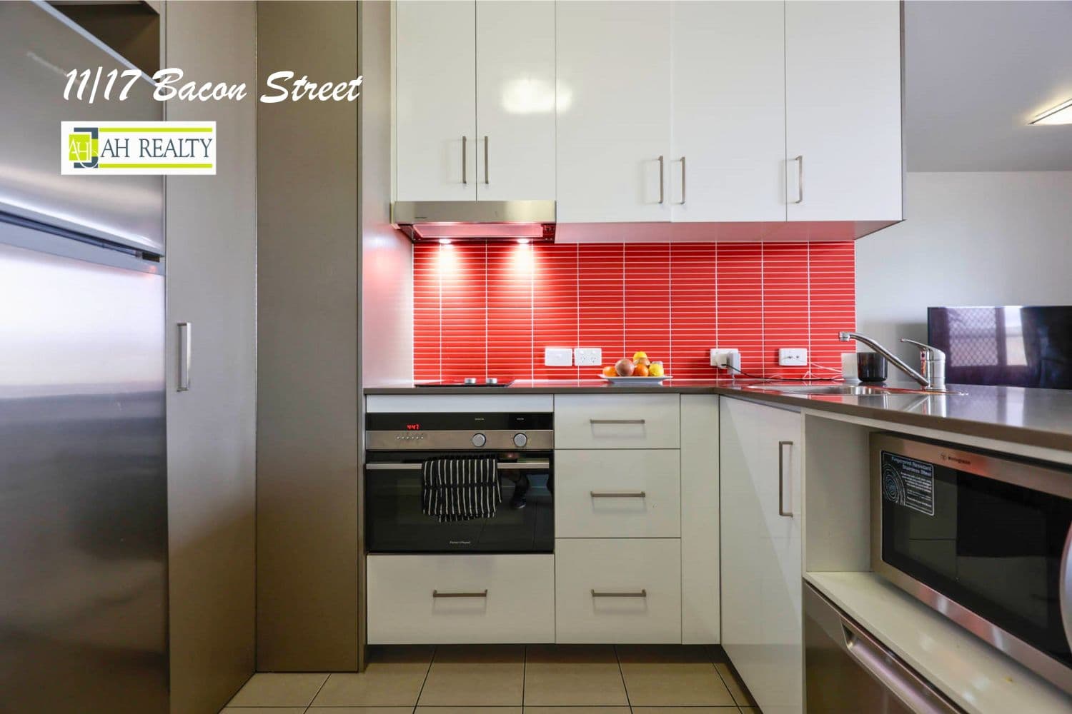 11/17 Bacon Street, Moranbah — photo 1 of 5