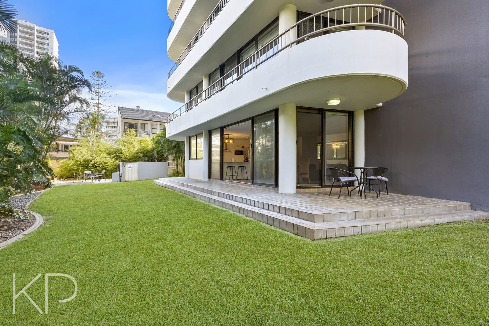 GA/18 Aubrey Street, Surfers Paradise, Surfers Paradise — photo 1 of 5