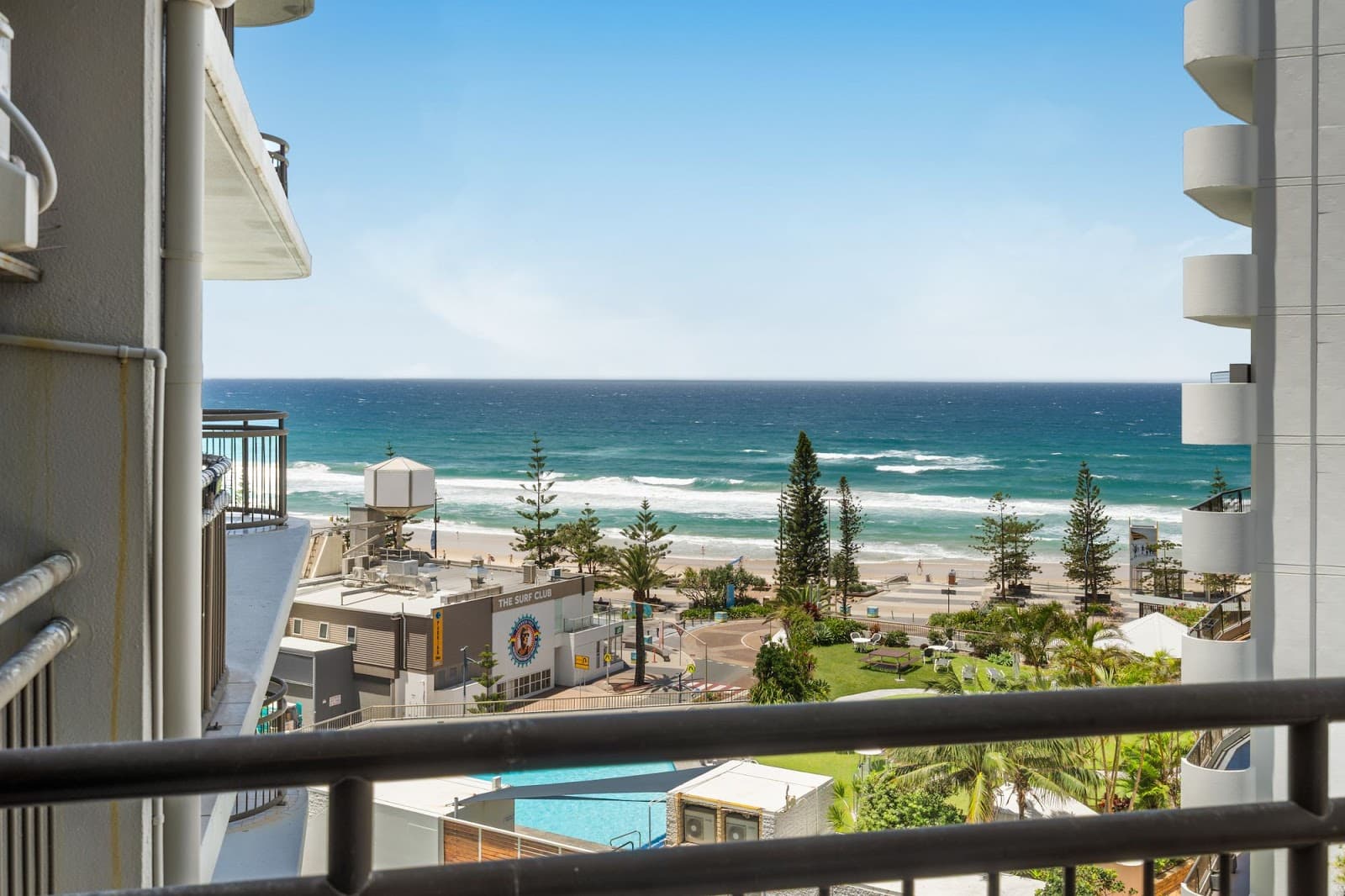 911/18 Hanlan Street, Surfers Paradise - Image 1