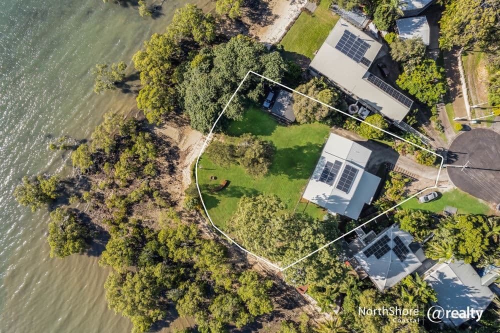 55-57 Attunga Street, Macleay Island - Image 1