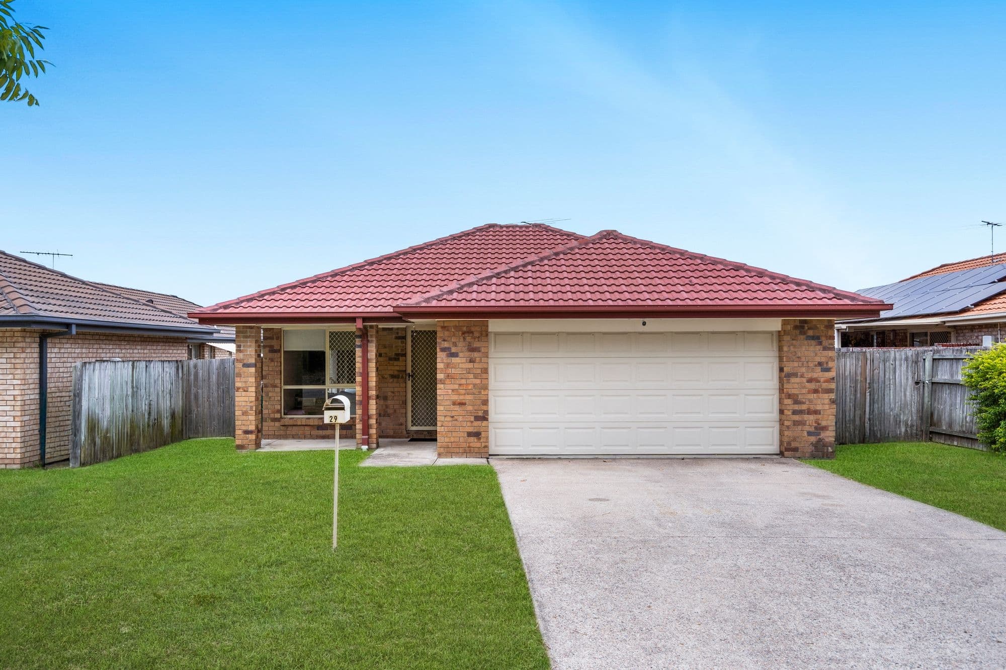 29 Clayton Court, Crestmead, Crestmead — photo 1 of 5