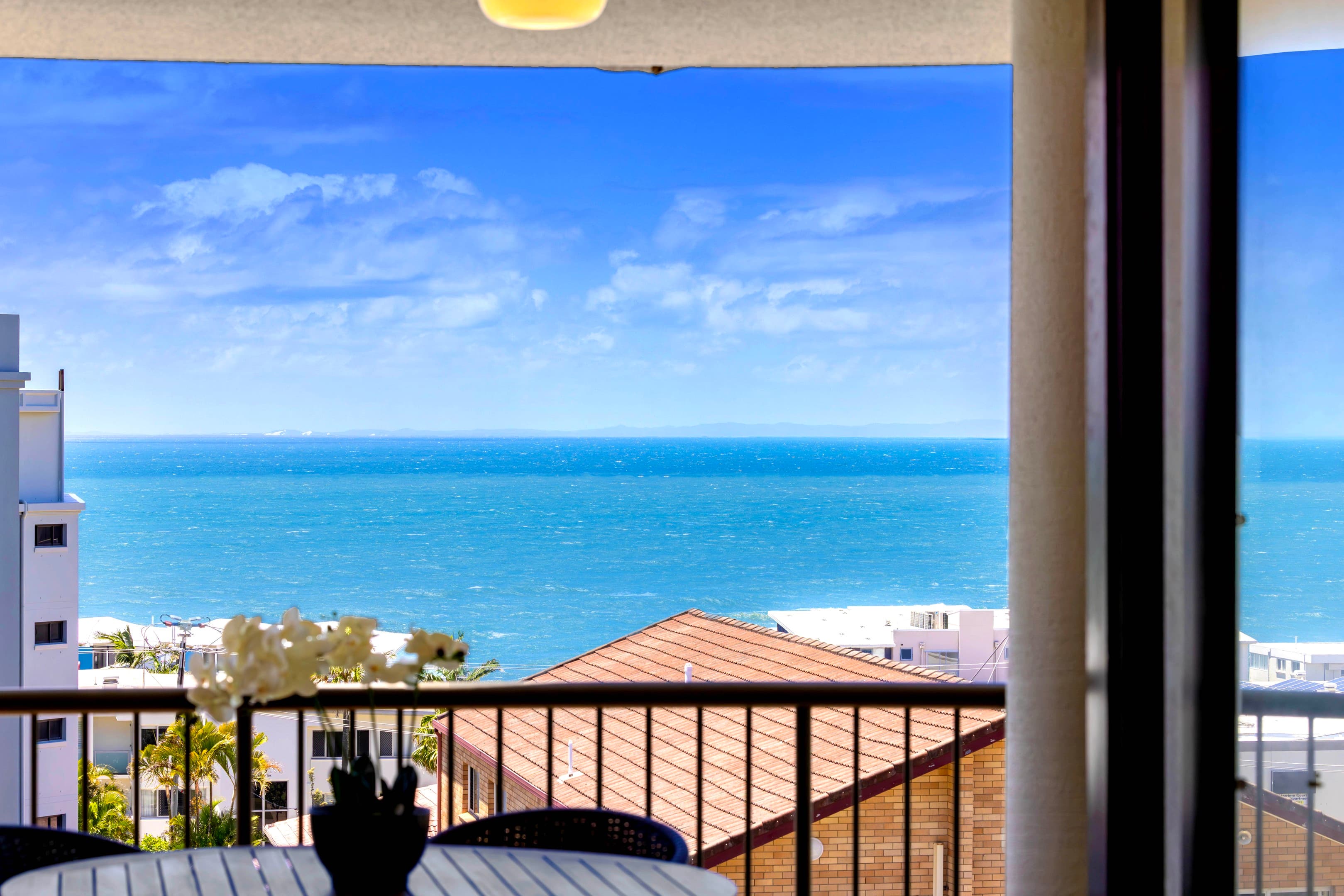 7/25 Moreton Parade, Kings Beach, Kings Beach — photo 1 of 5