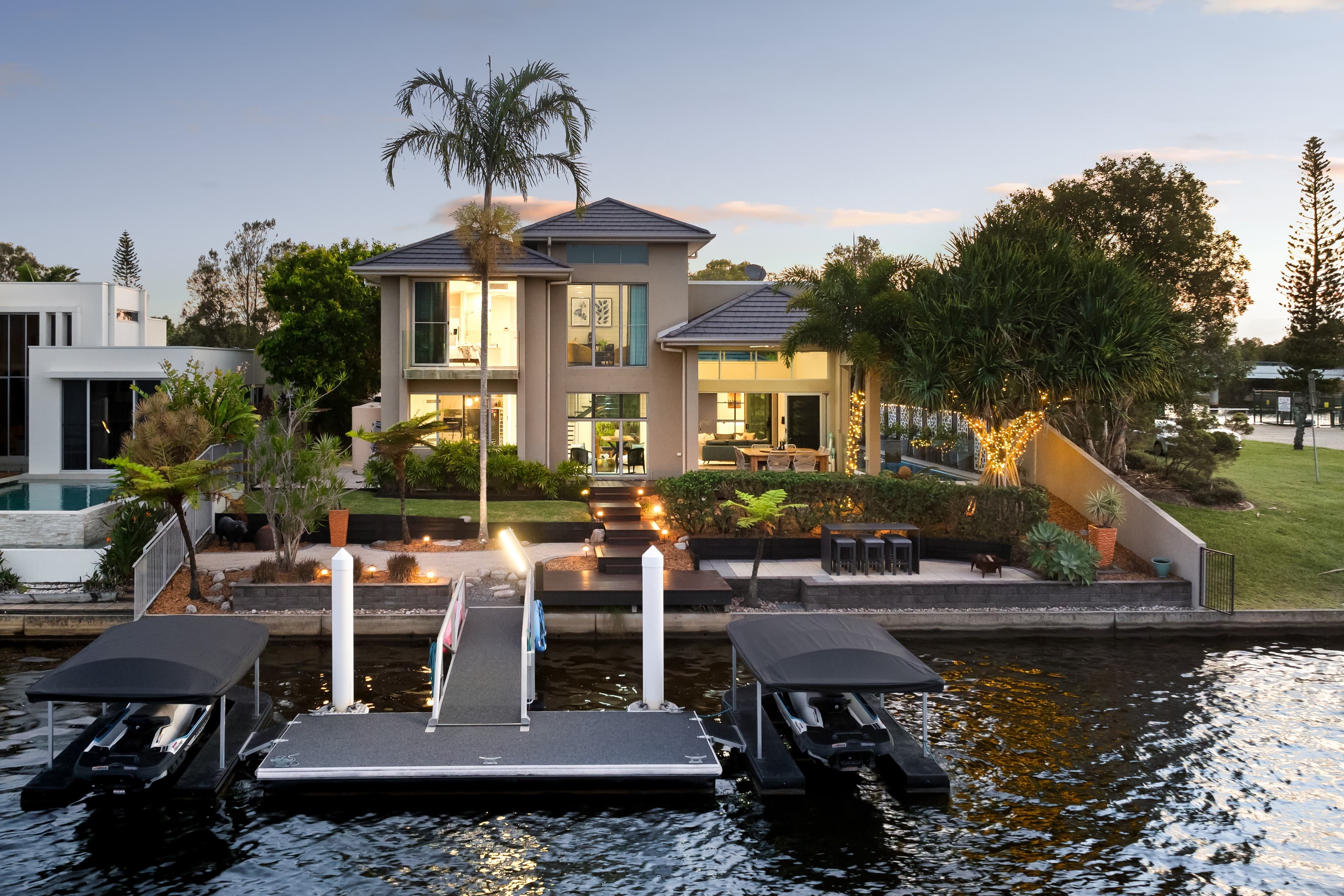 14 Columba Place, Pelican Waters — photo 1 of 5