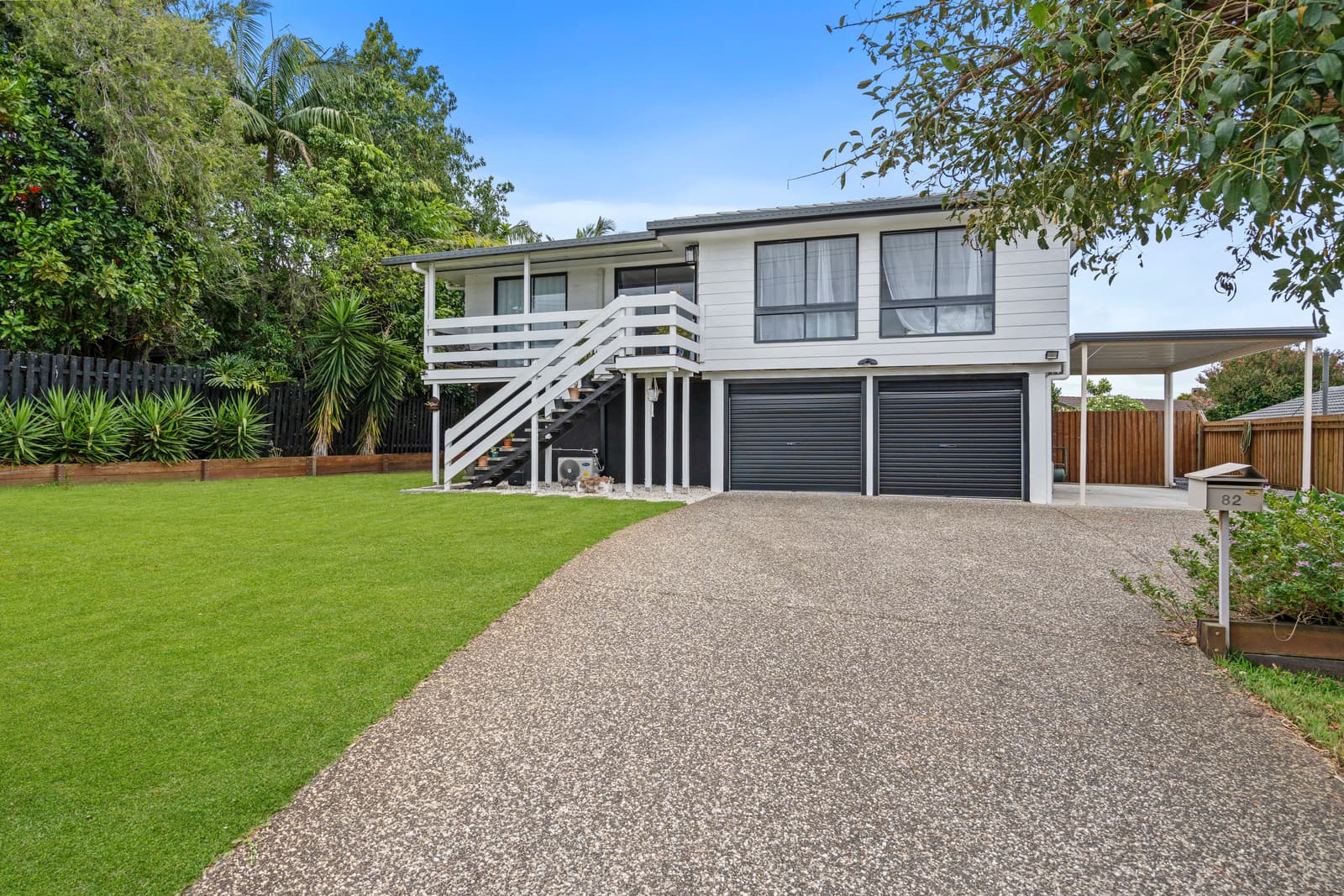 82 Randall Road, Birkdale, Birkdale — photo 1 of 5