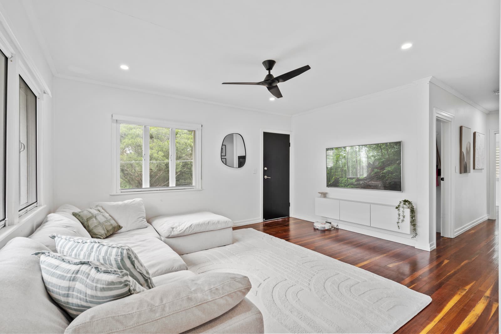 344 Long Street East, Graceville - Image 1