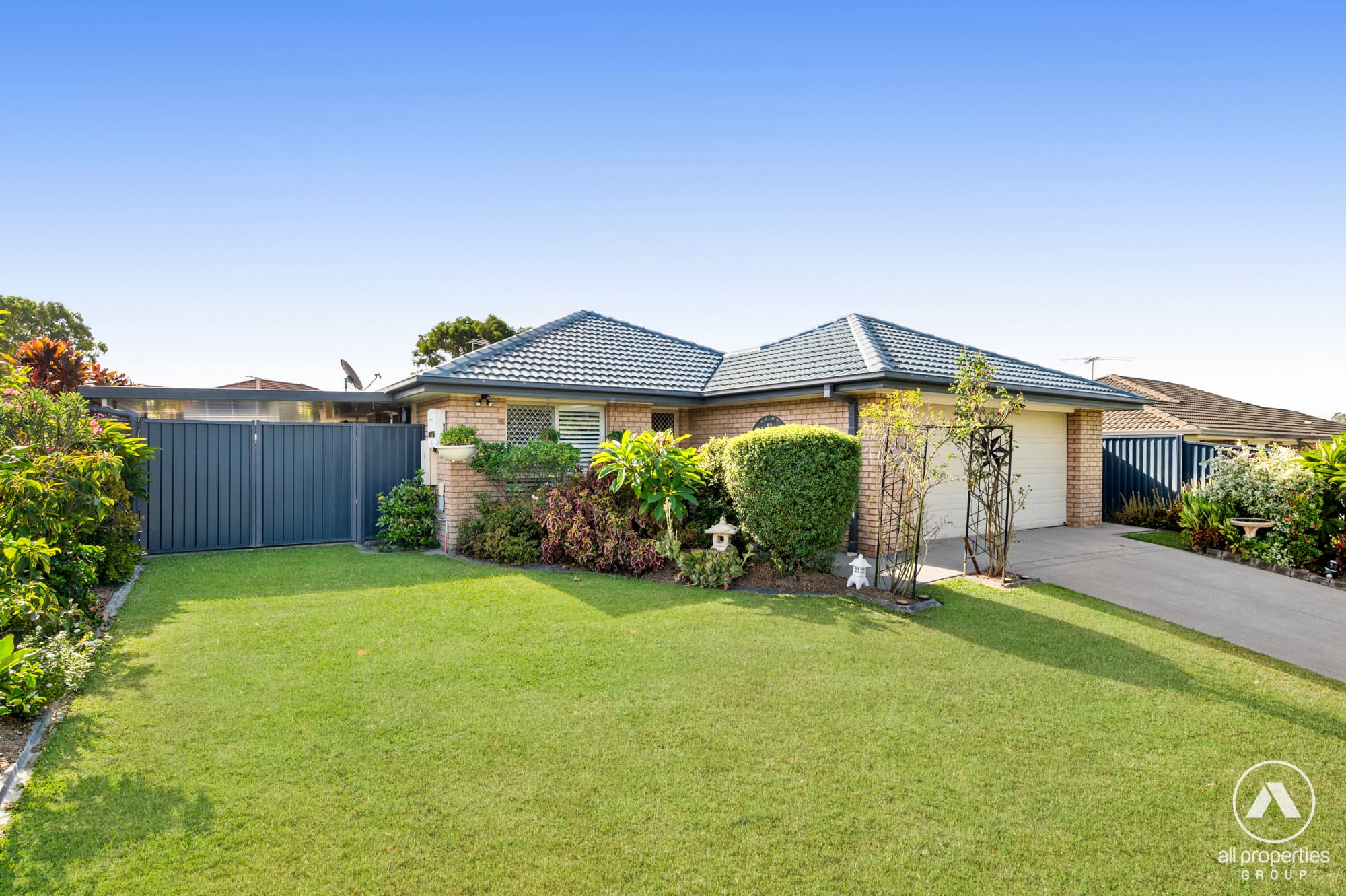 32 Geaney Boulevard, Crestmead, Crestmead — photo 1 of 5