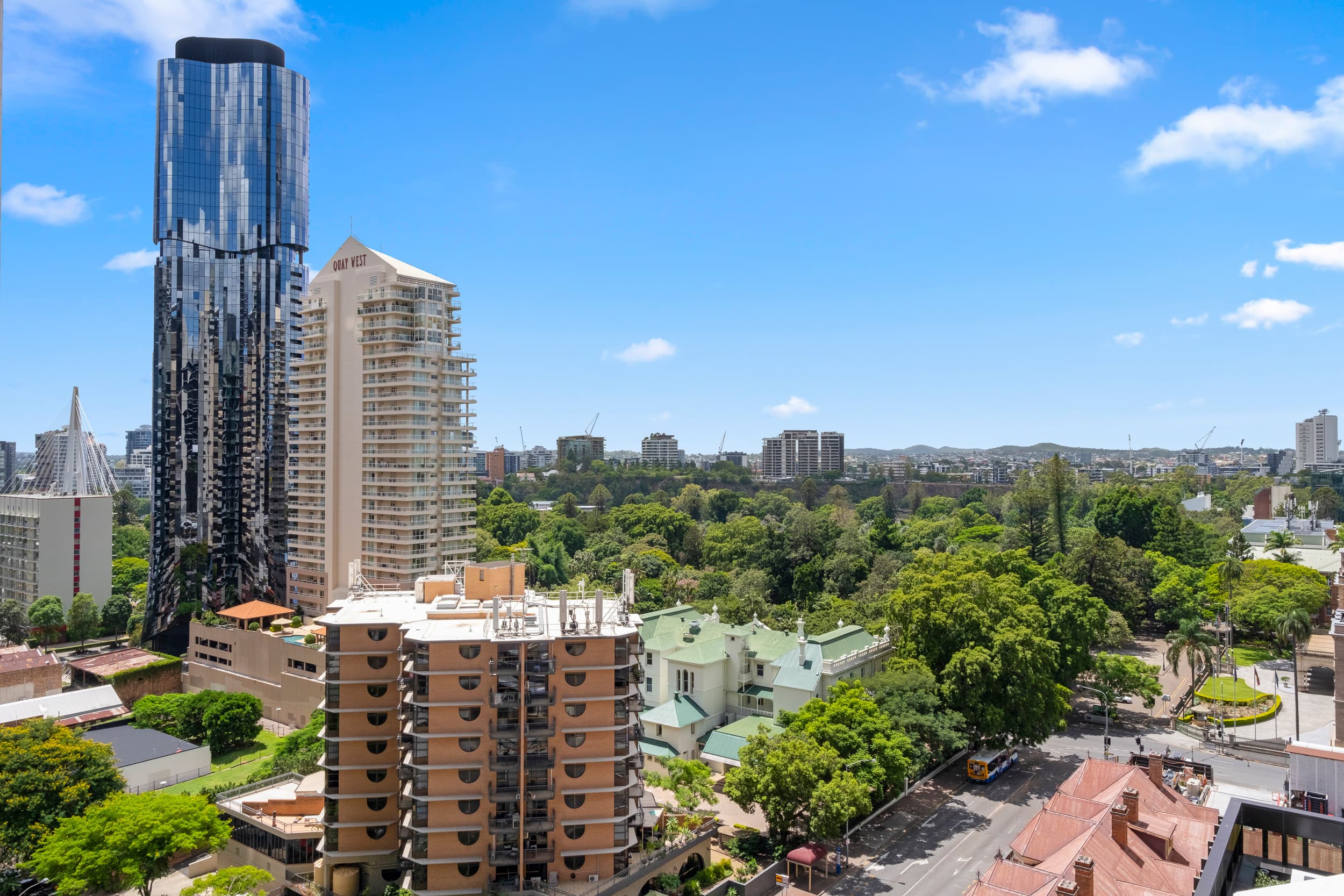 812/8 Margaret Street, Brisbane City, Brisbane City — photo 1 of 5