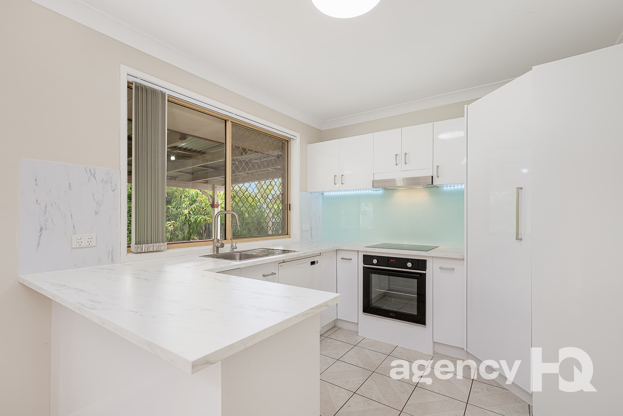 5 Chifley Drive, Bethania - Image 1