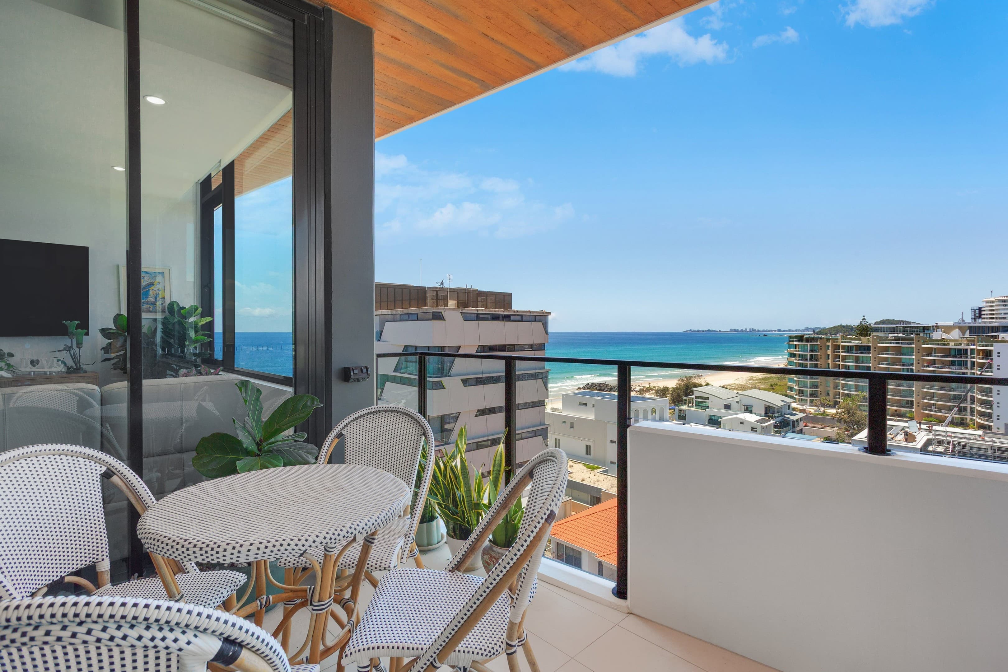 901/3 Twenty Third Avenue, Palm Beach - Image 1